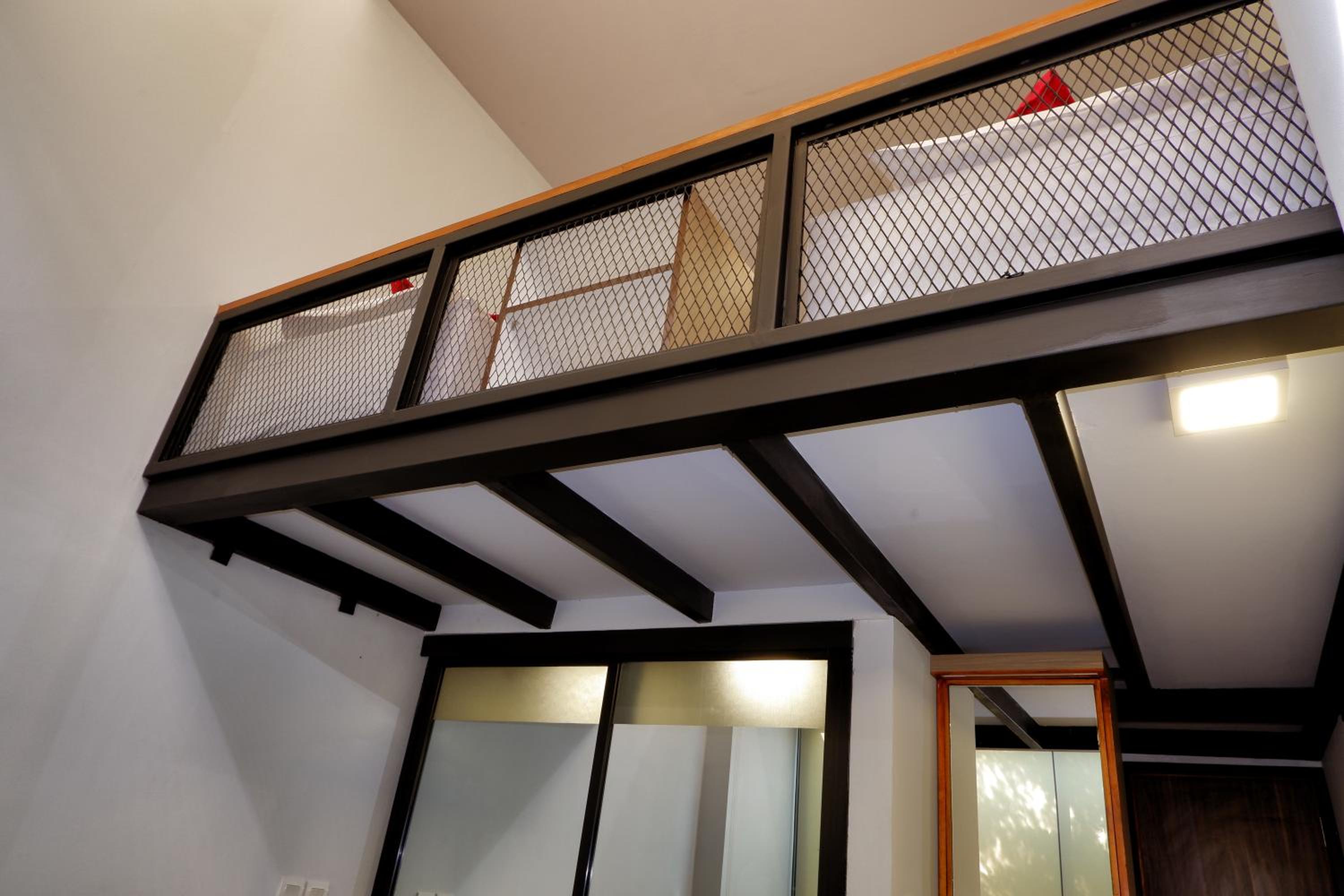 Duplex Quadruple Room - Photo 12