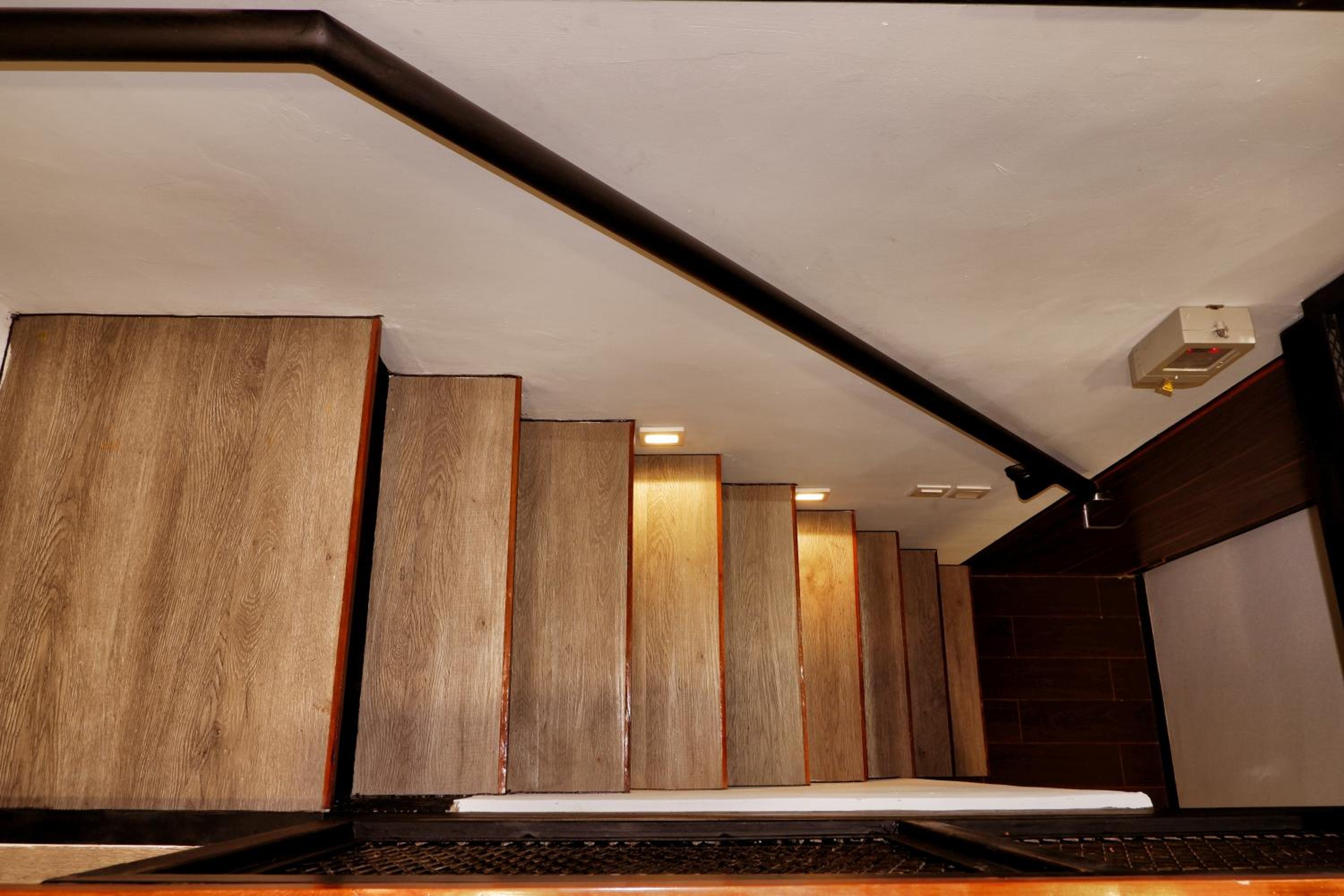Duplex Quadruple Room - Photo 9