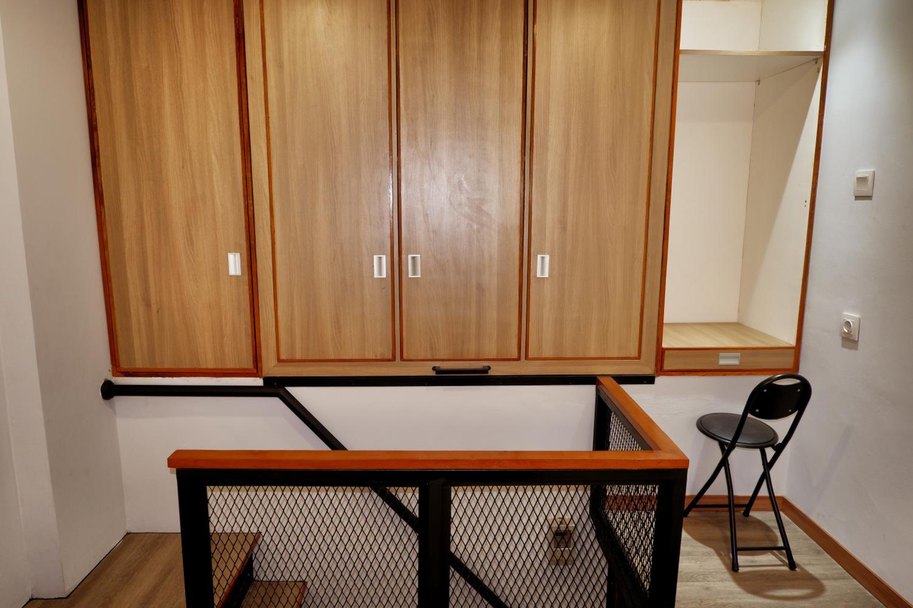 Duplex Quadruple Room - Photo 8