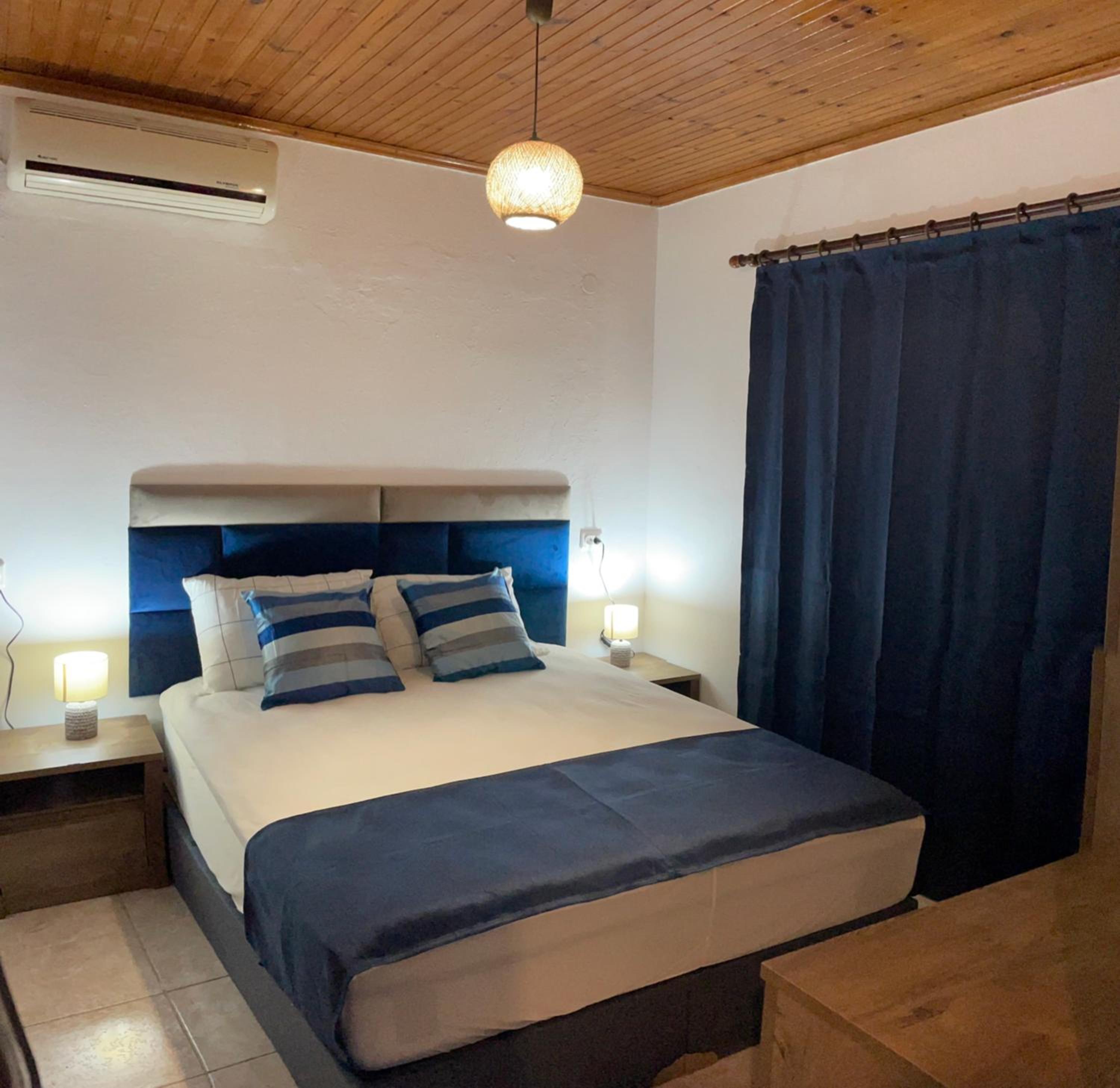 Three-Bedroom Villa photo 3