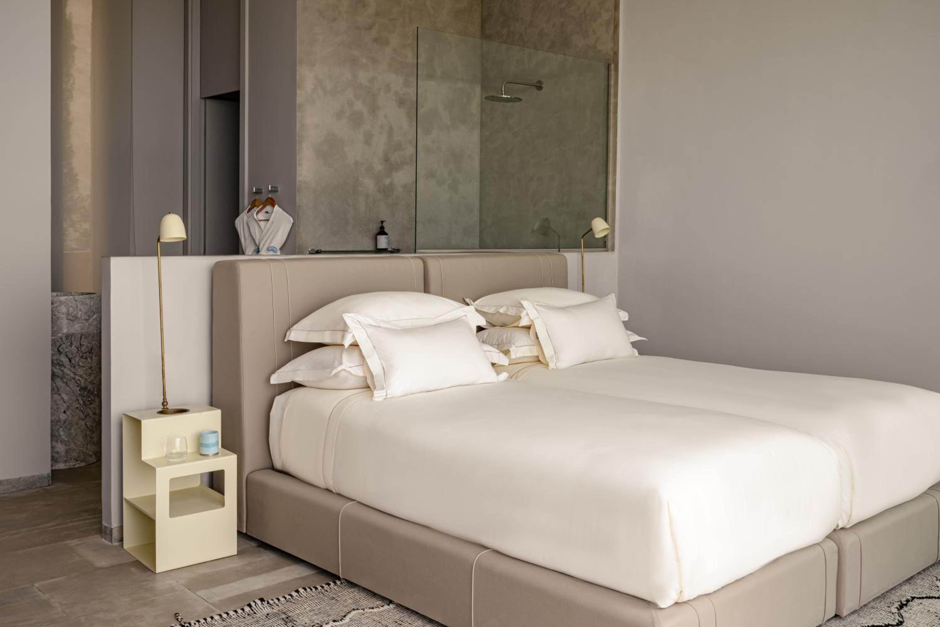 Sirine Pool Suite with Ocean View - Photo 10