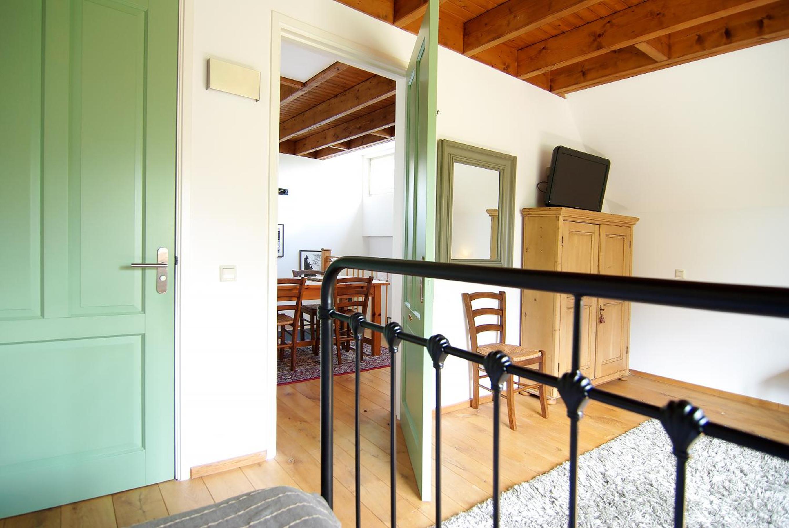 Large Double Room photo 2