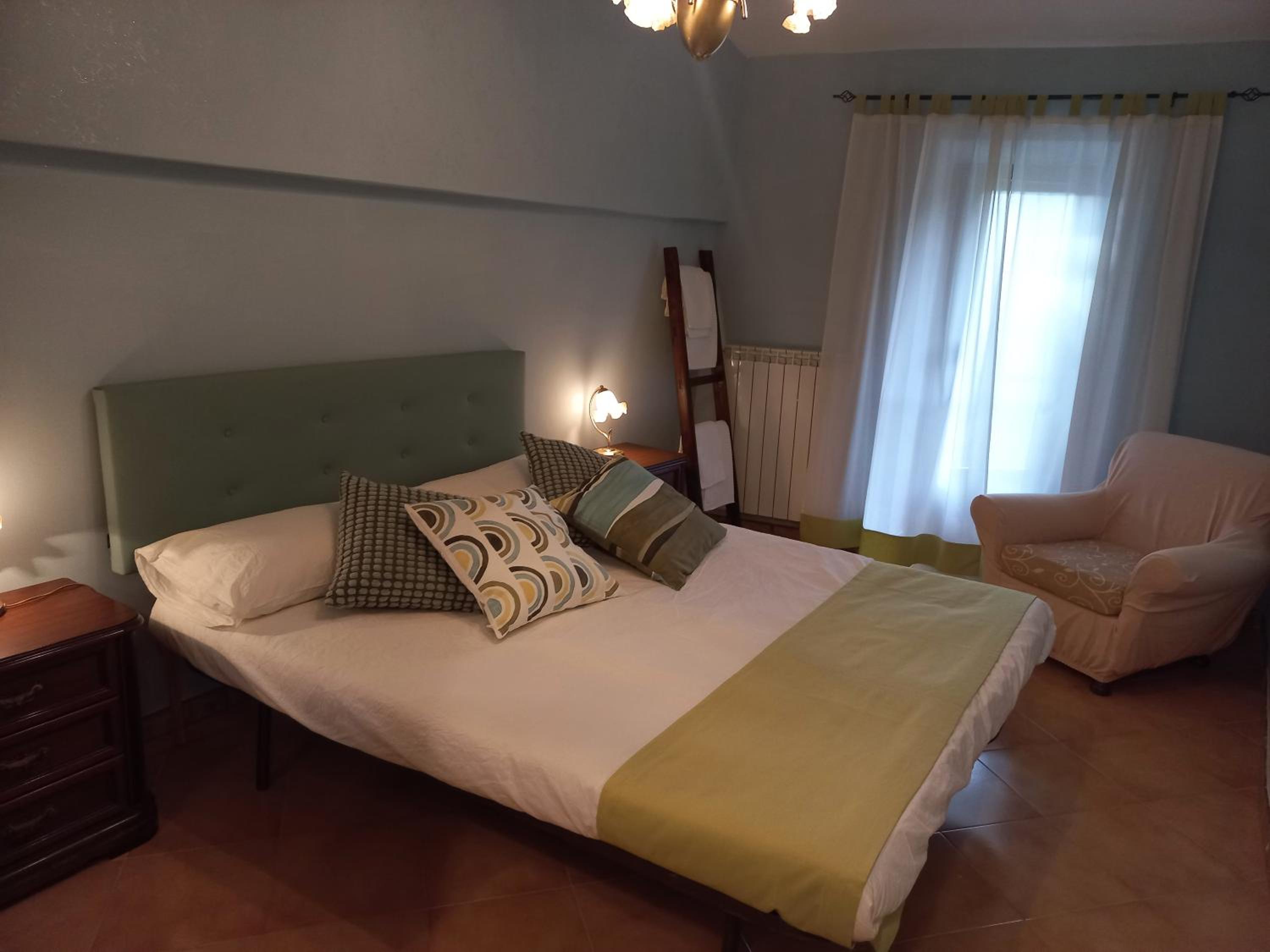 Two-Bedroom House photo 3