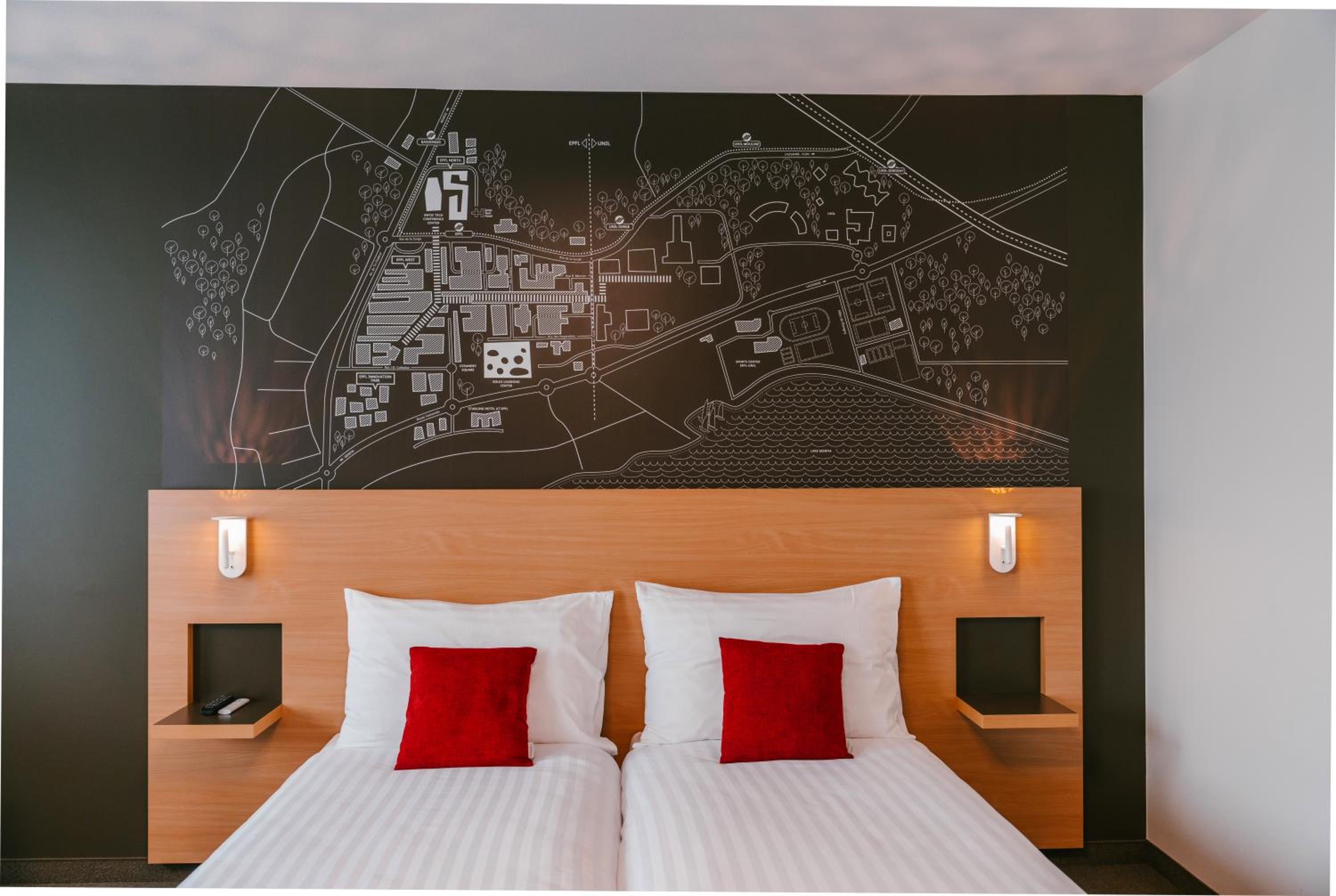 Standard Double or Twin Room photo 1