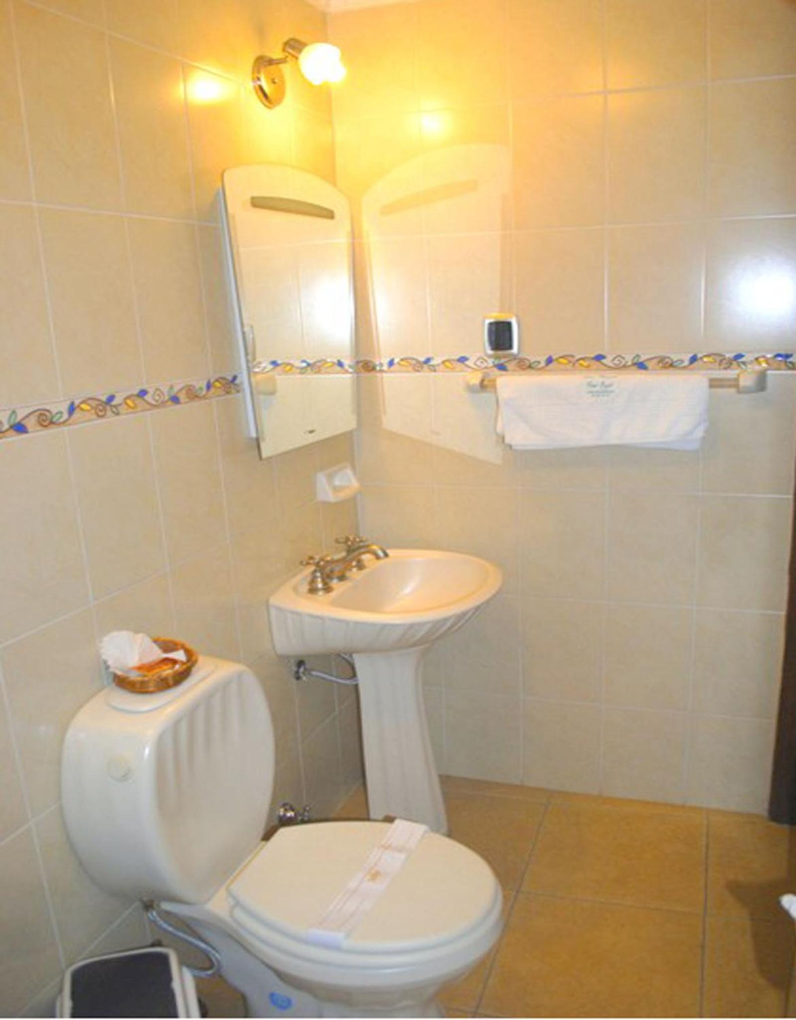 Triple Room with Private Bathroom photo 3