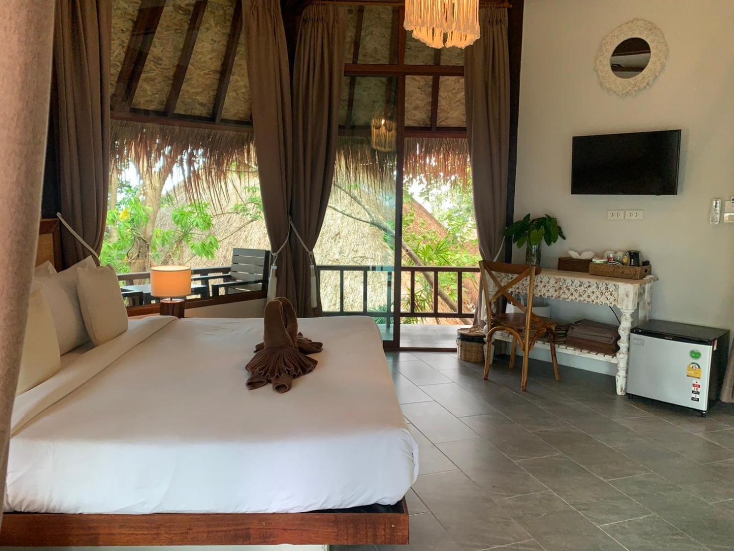 Junior Suite with Balcony