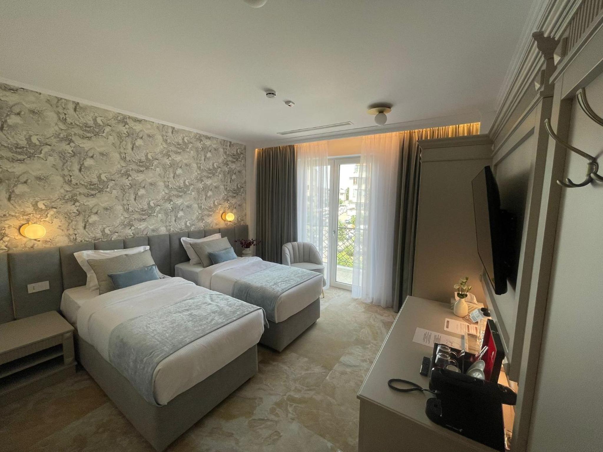 Standard Twin Room photo 2