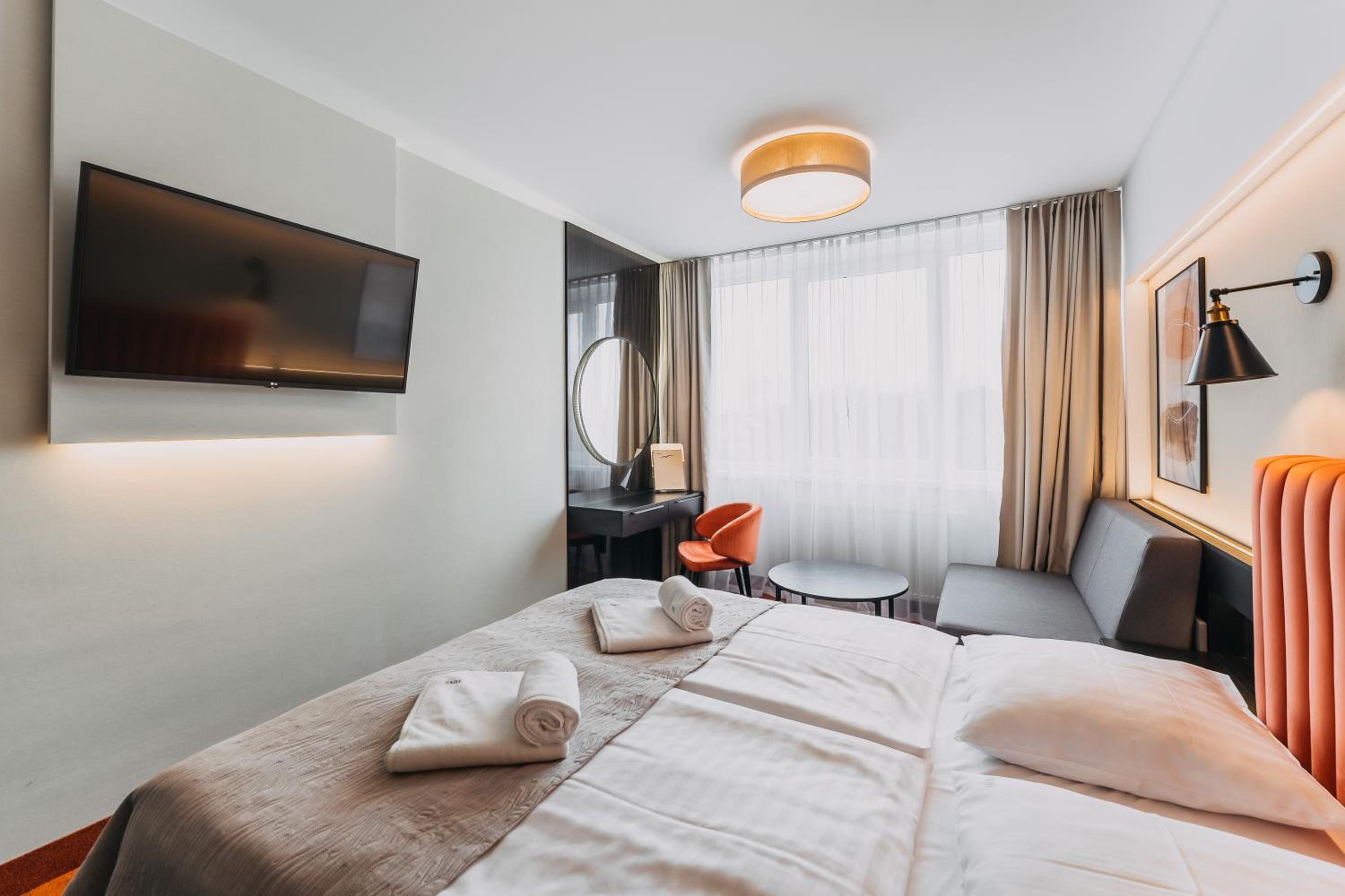 Deluxe Double Room - Photo 7
