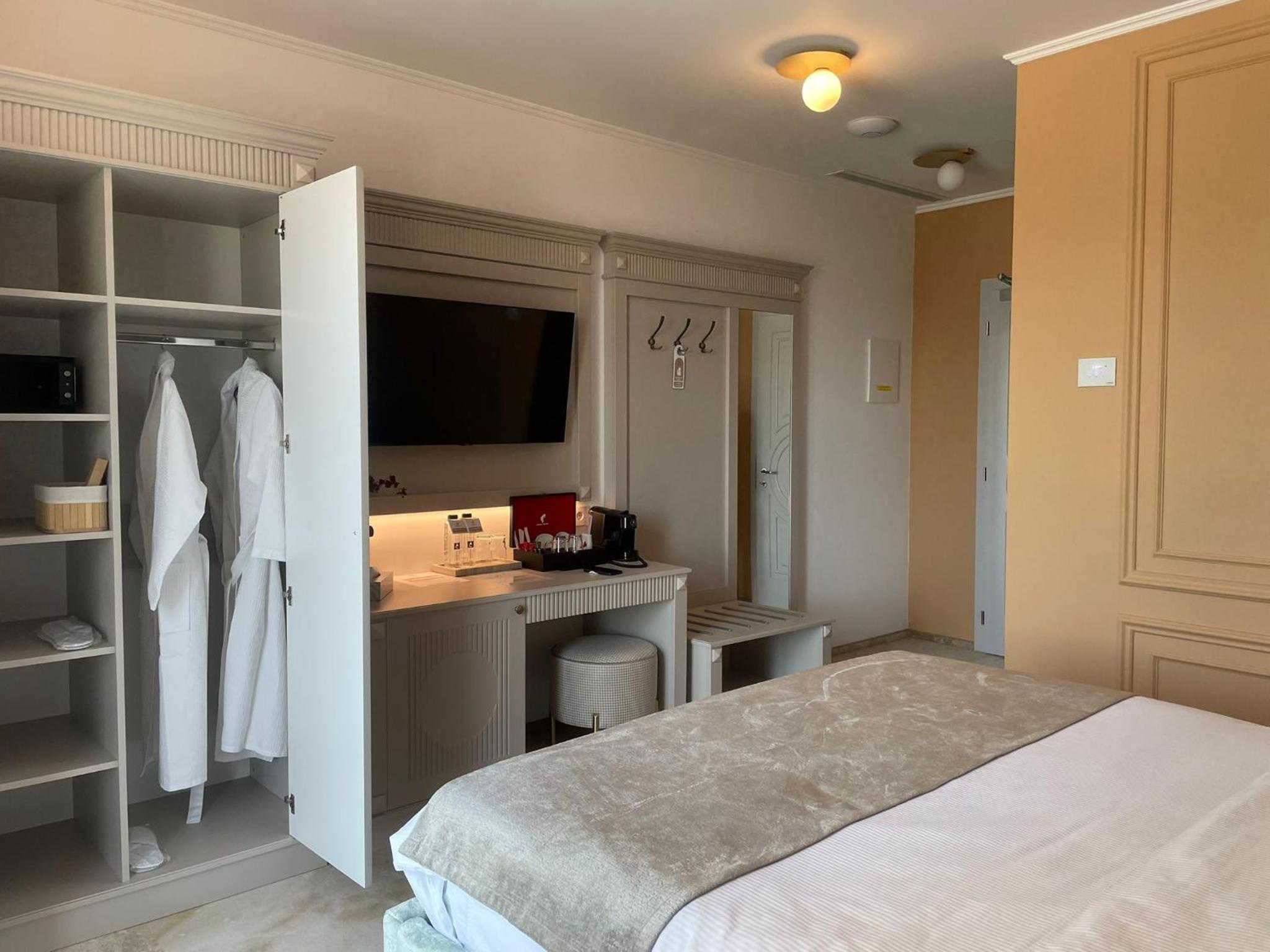 Standard Double Room photo 1