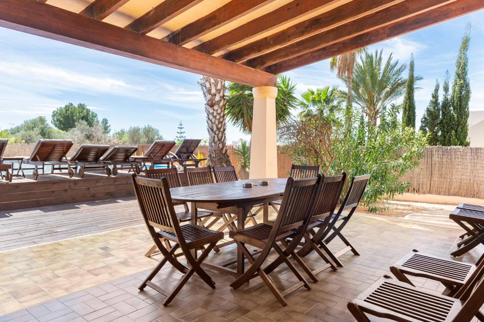 Villa With Private Pool photo 2