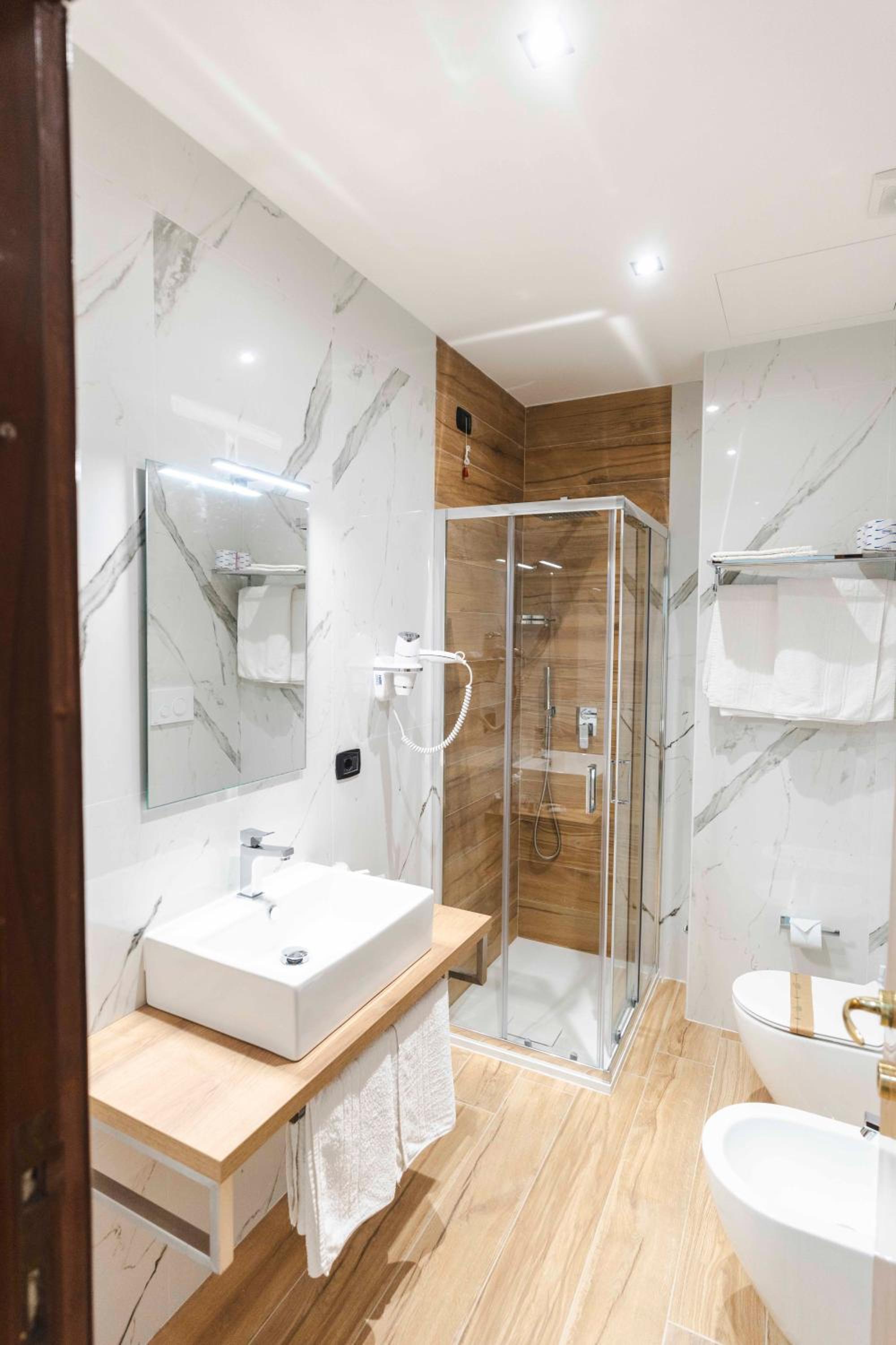 Superior Triple Room - Photo 2