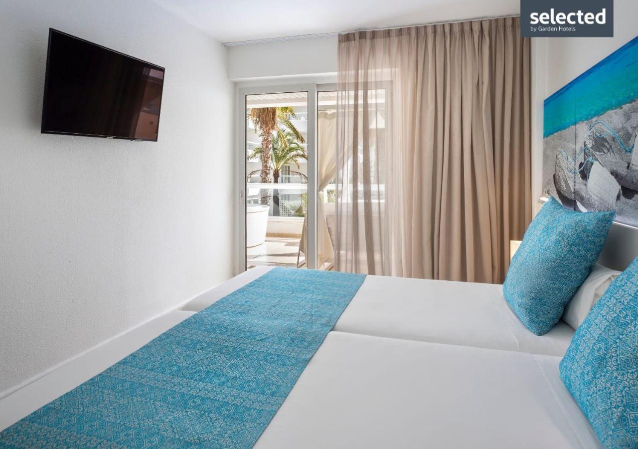 Deluxe One-Bedroom Apartment with Ocean Views and Hot Tub - Selected Club photo 2