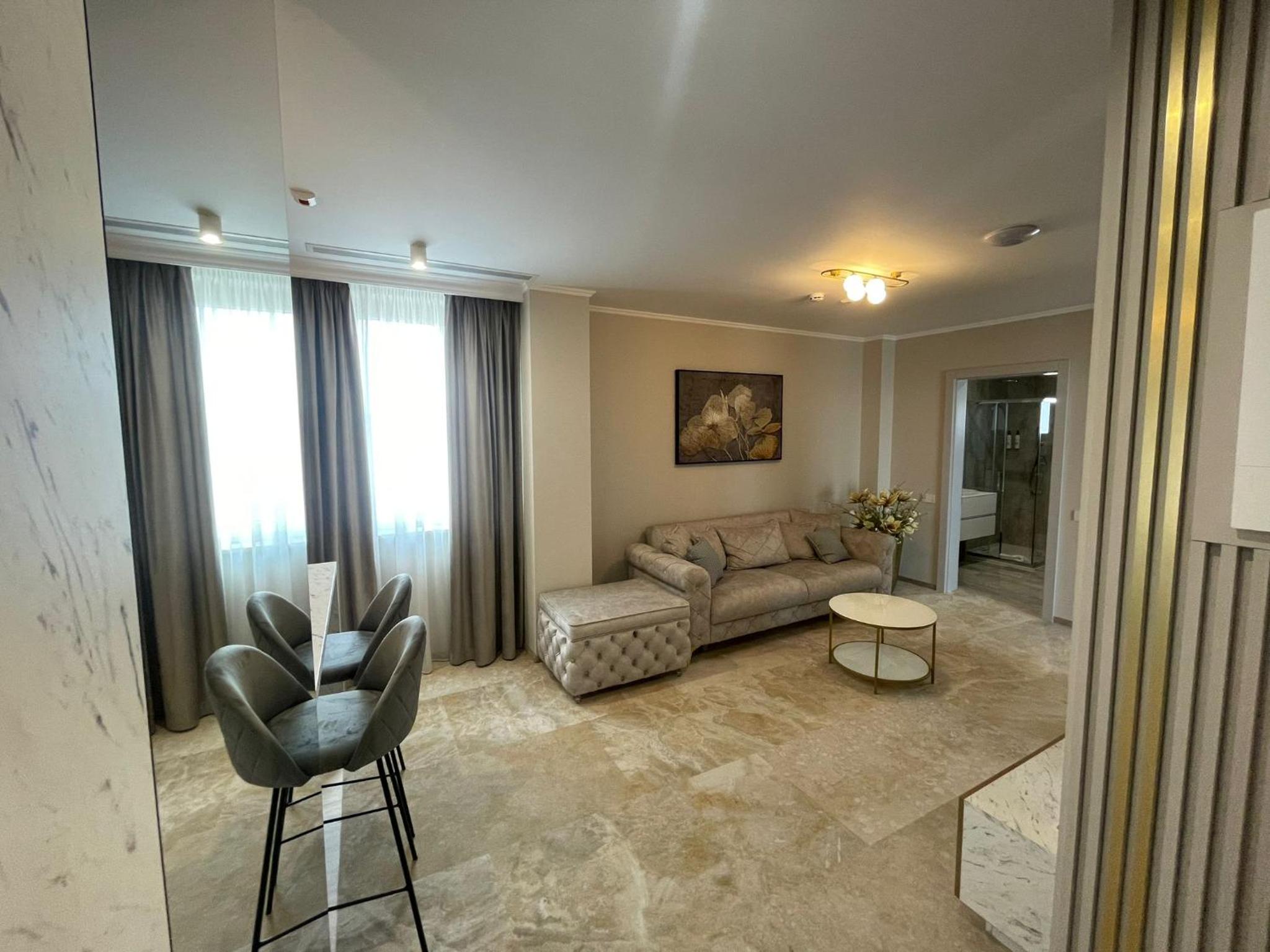 Deluxe Apartment photo 2