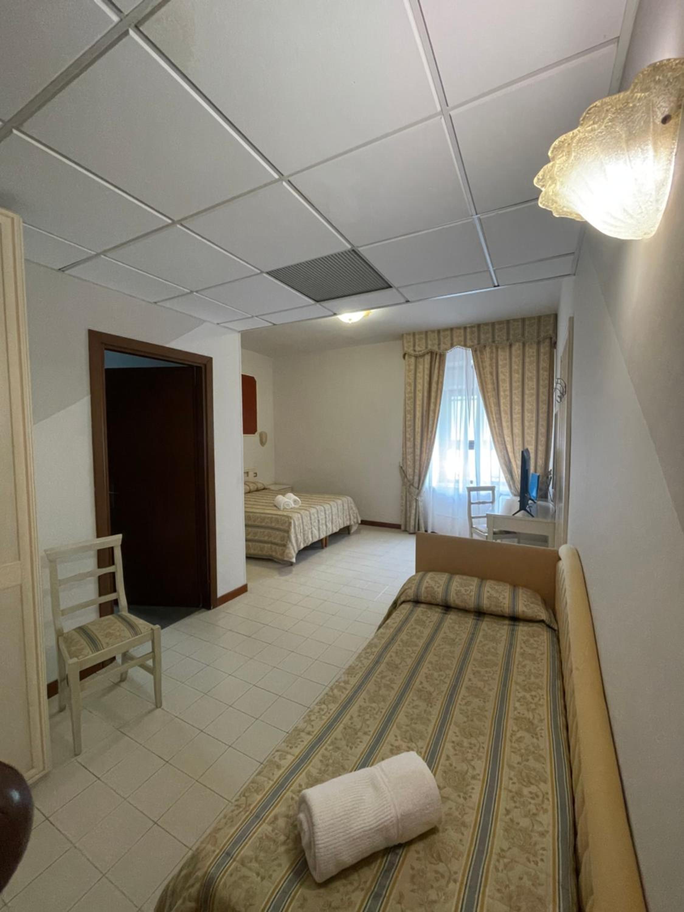 Economy Double Room - Photo 1