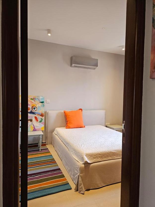 Three-Bedroom Villa photo 2