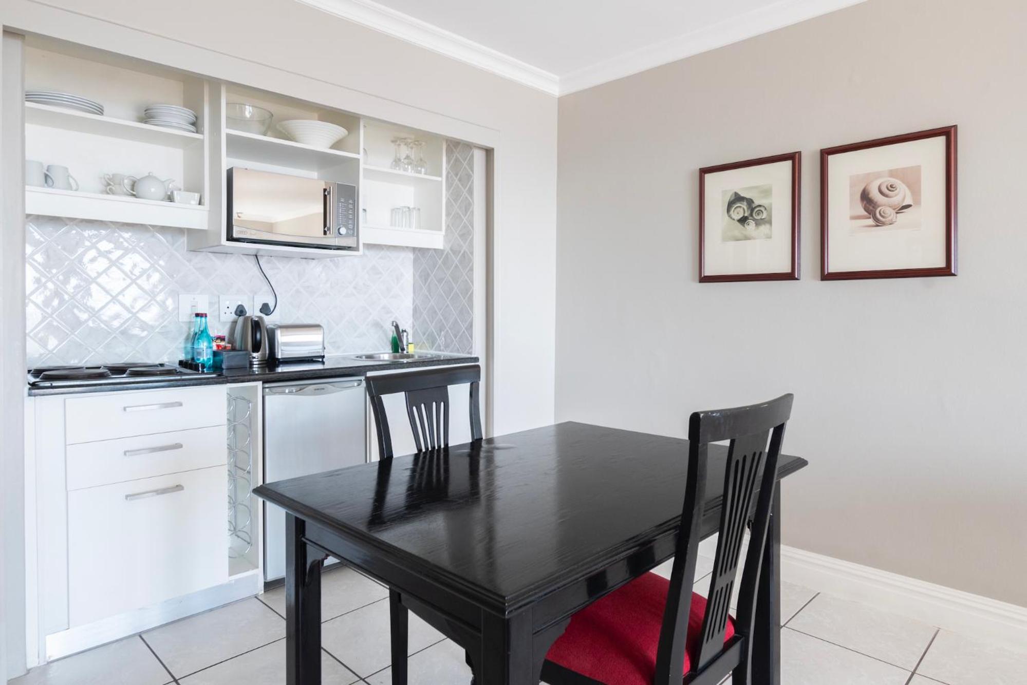 Luxury Apartment photo 2