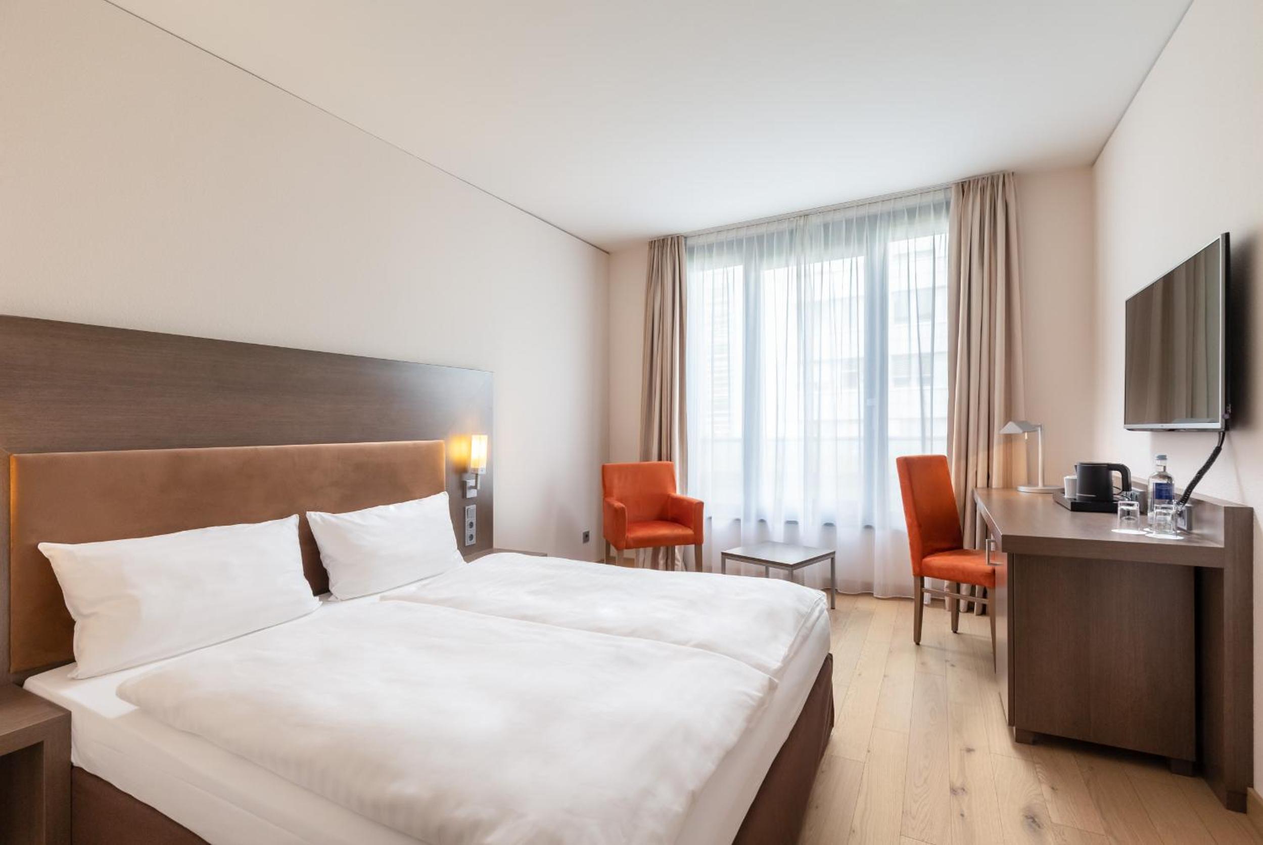 Business Double or Twin Room photo 2