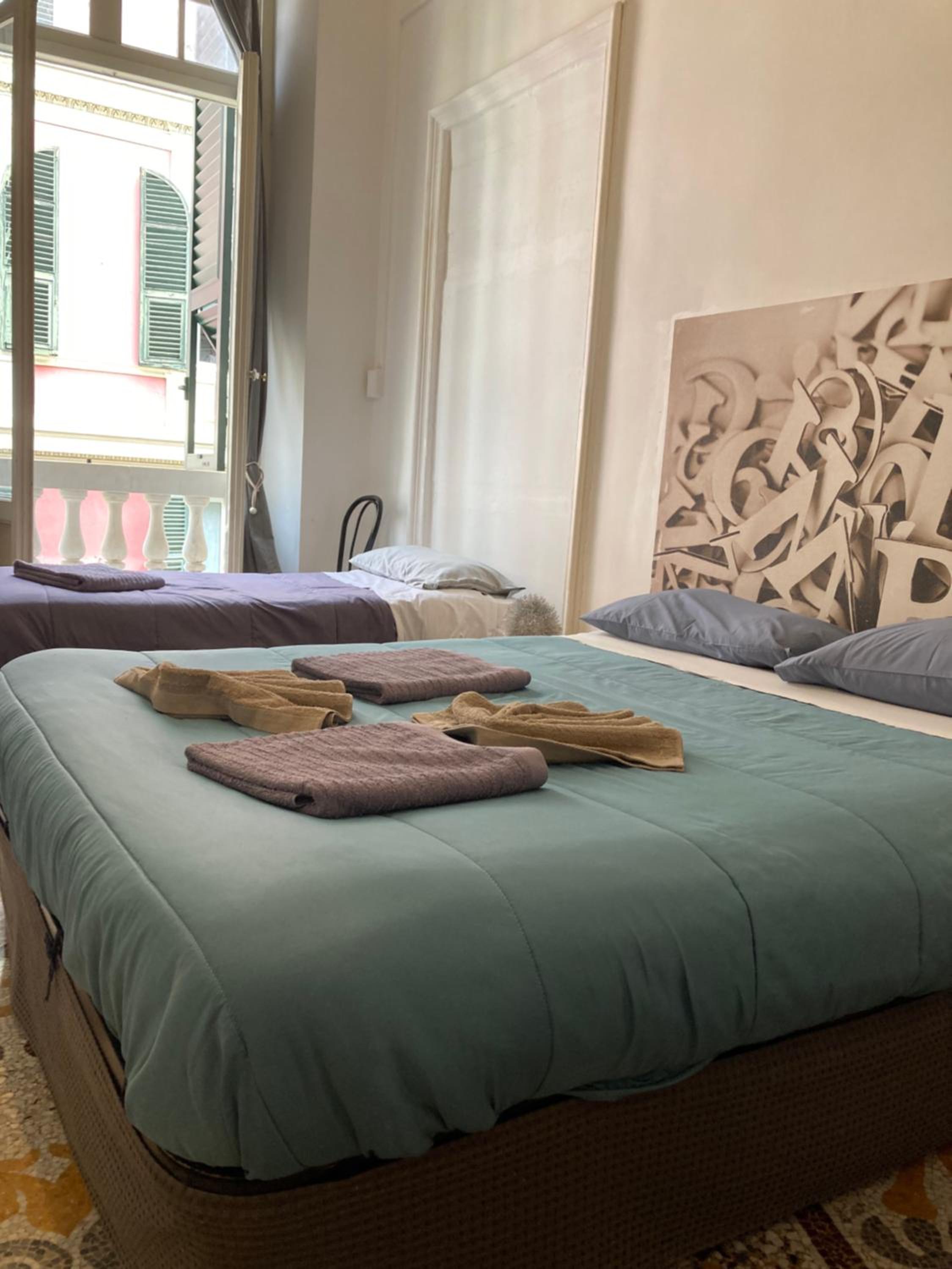 Premium Quadruple Room - Photo 15
