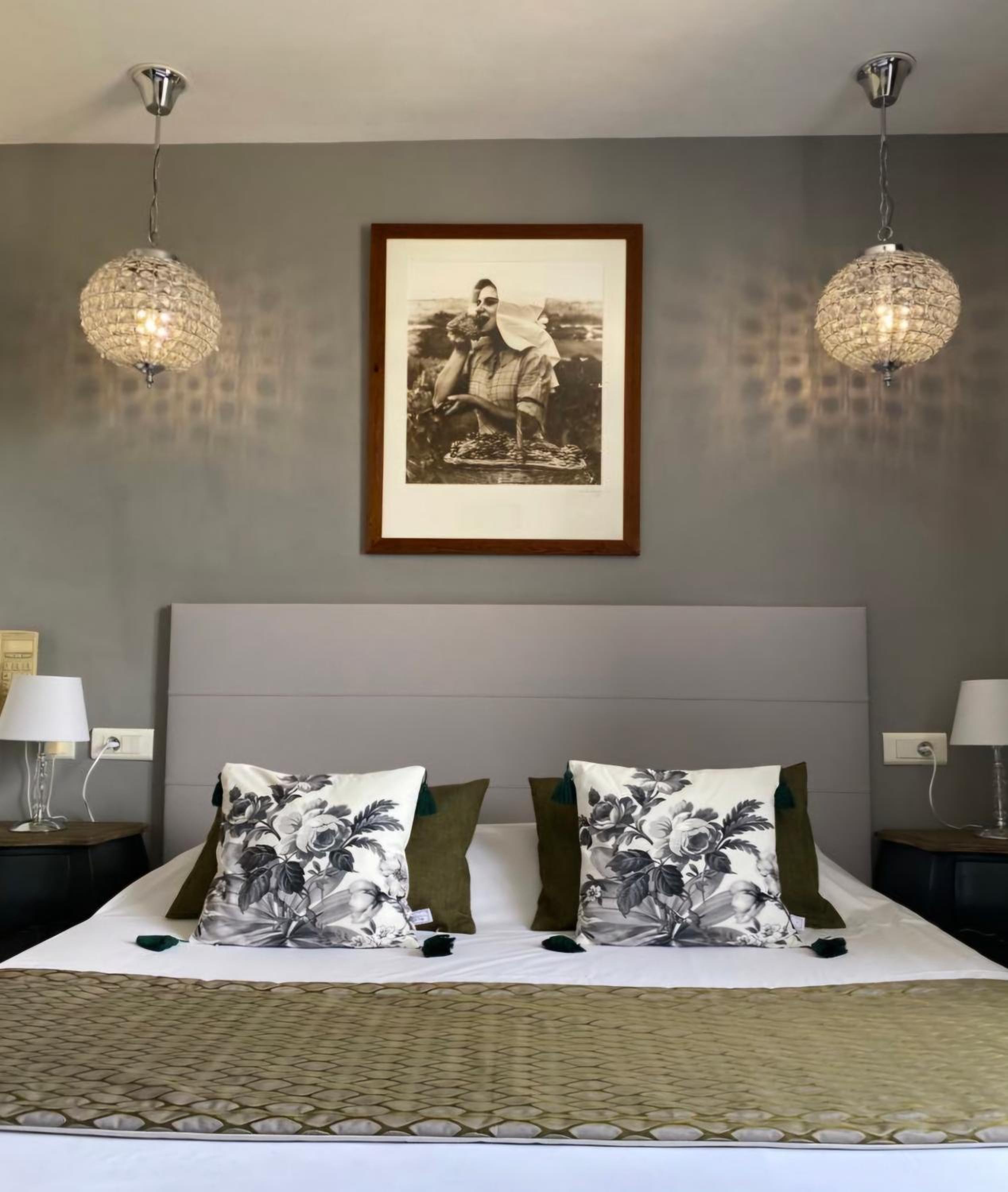 Standard Double Room (12 m2) - Photo 9