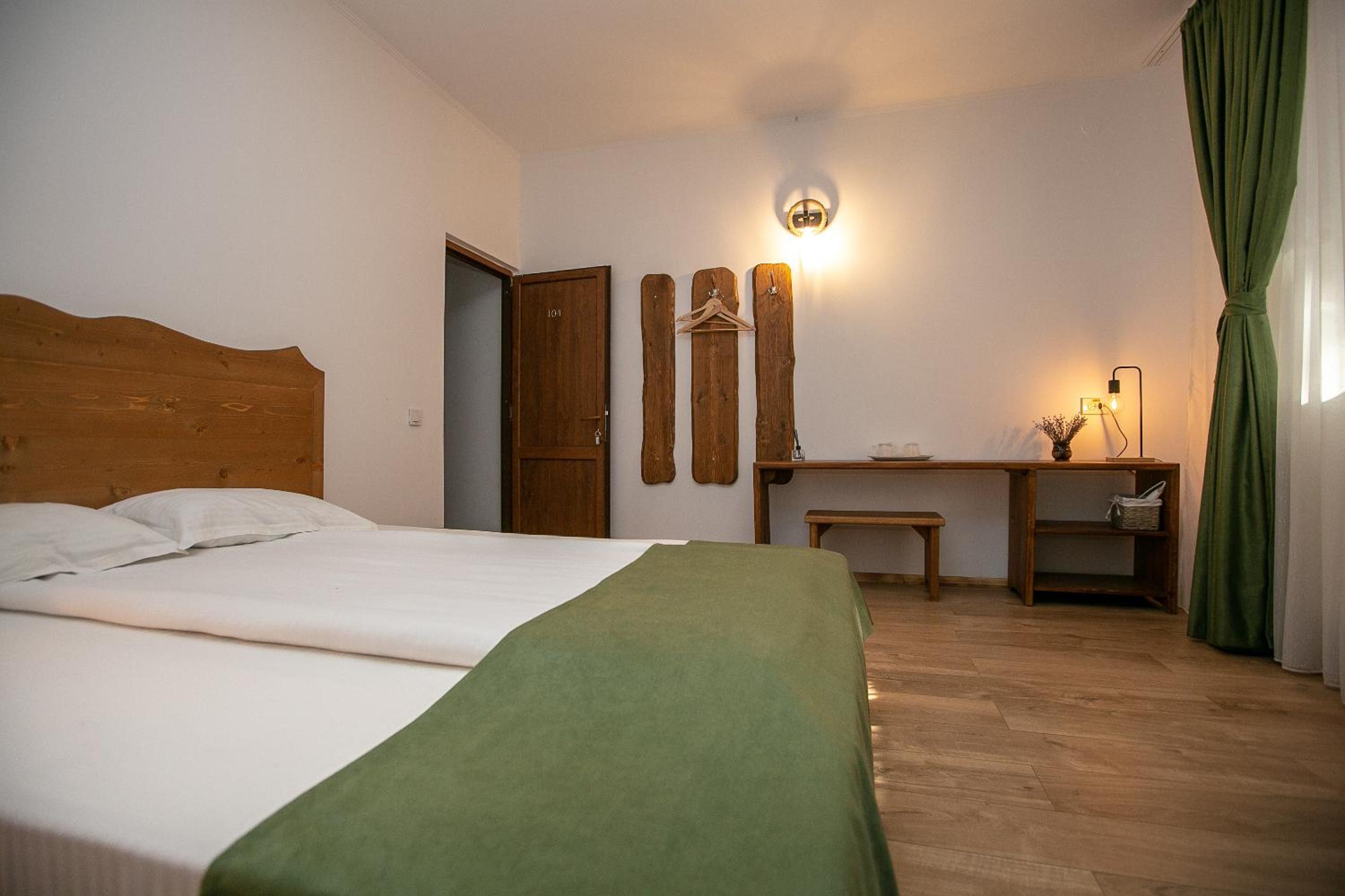 Triple Room with Bathroom photo 3