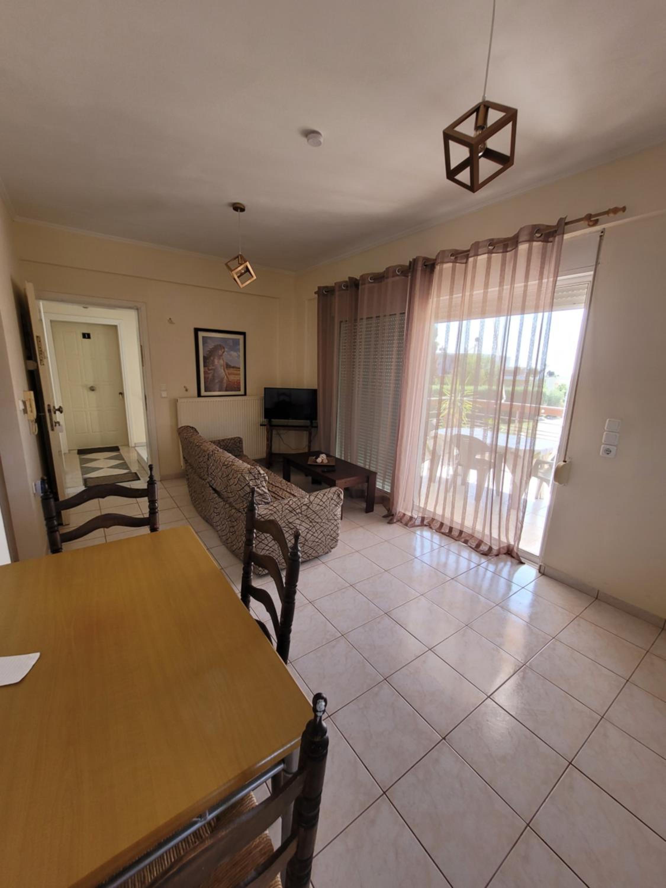 Two-Bedroom Apartment with Balcony and Sea View photo 2