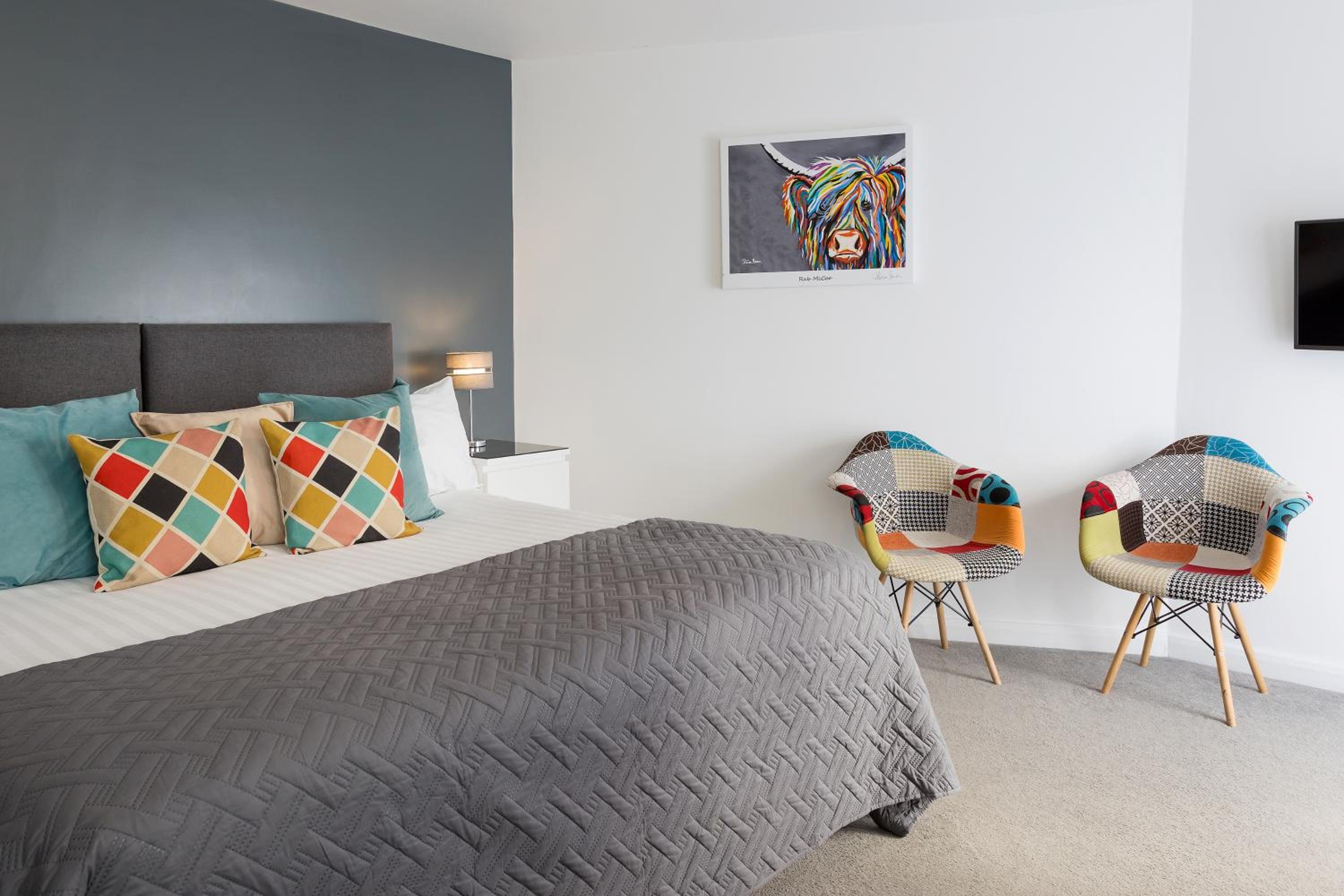Deluxe Superking or Twin Room with Balcony - Photo 9