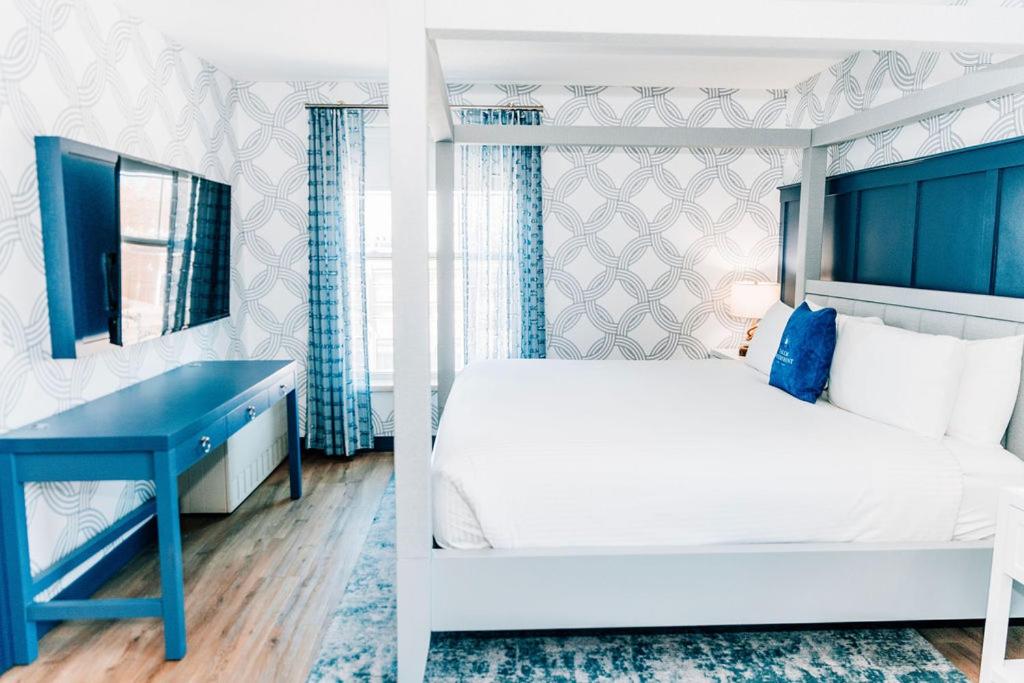 Suite photo 1