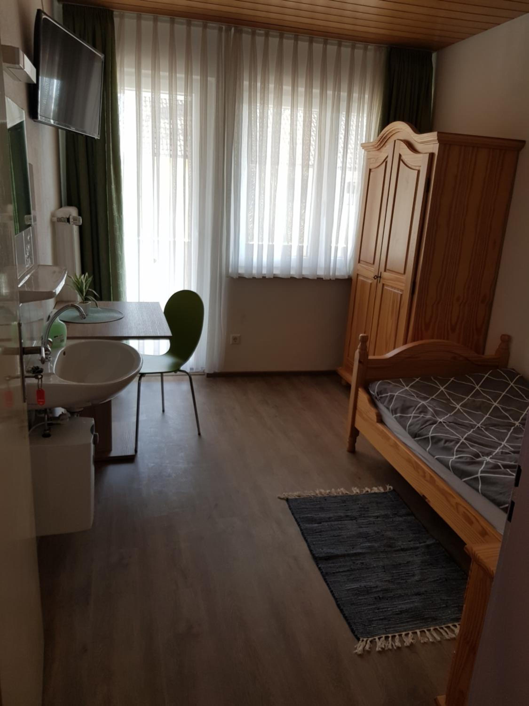 Single Room photo 1