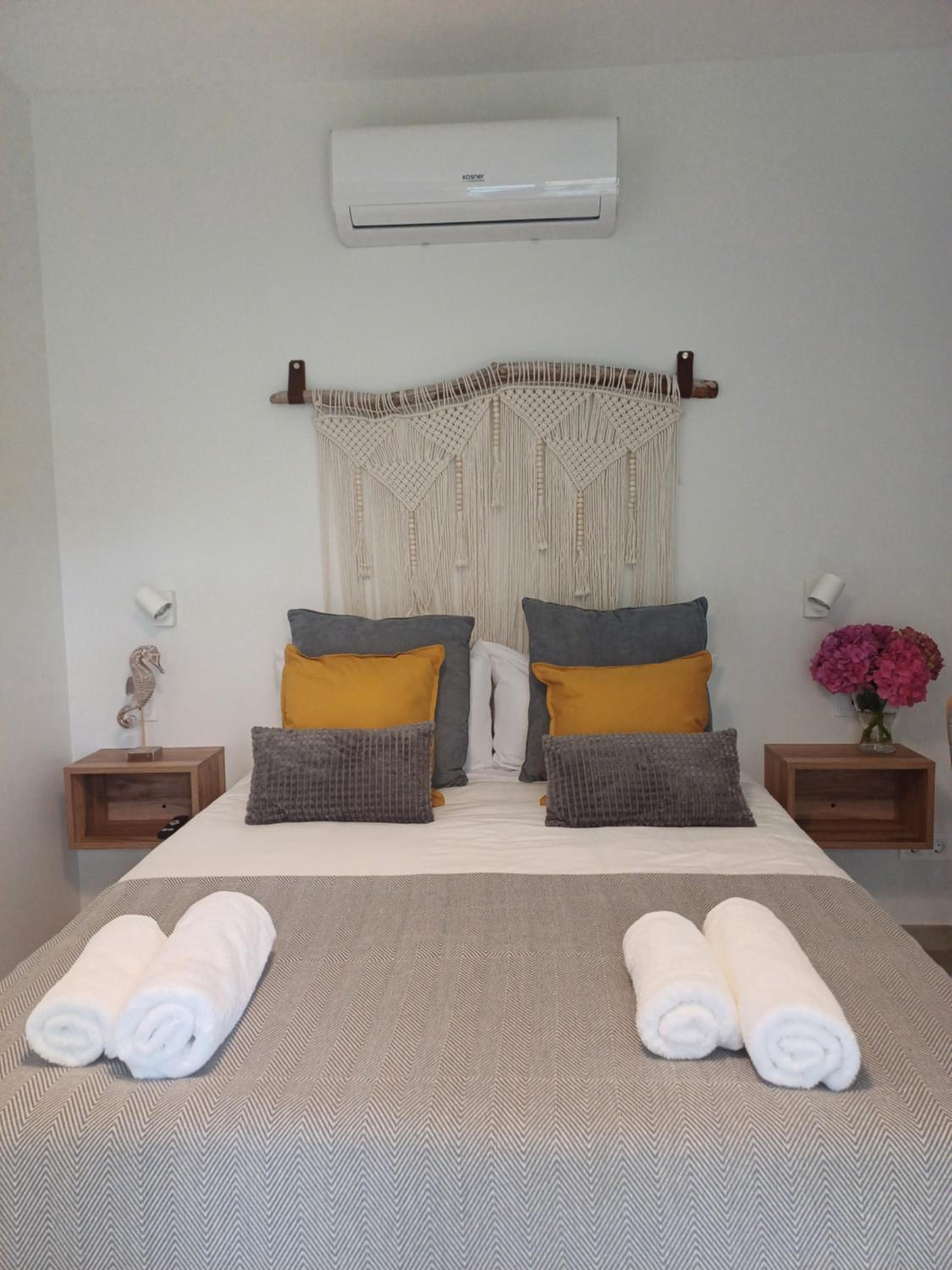 Double Room With Private Bathroom photo 2