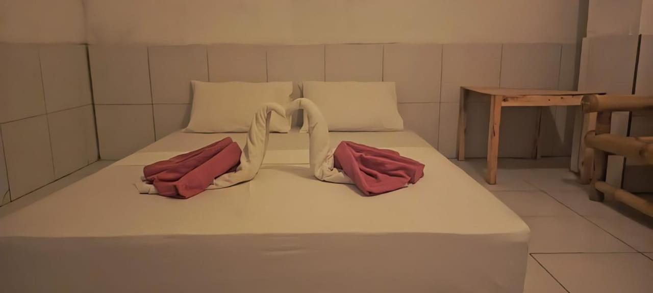 Deluxe Double Room with Side Sea View photo 2