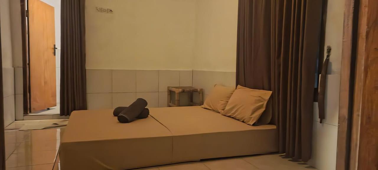 Deluxe Double Room with Side Sea View photo 1