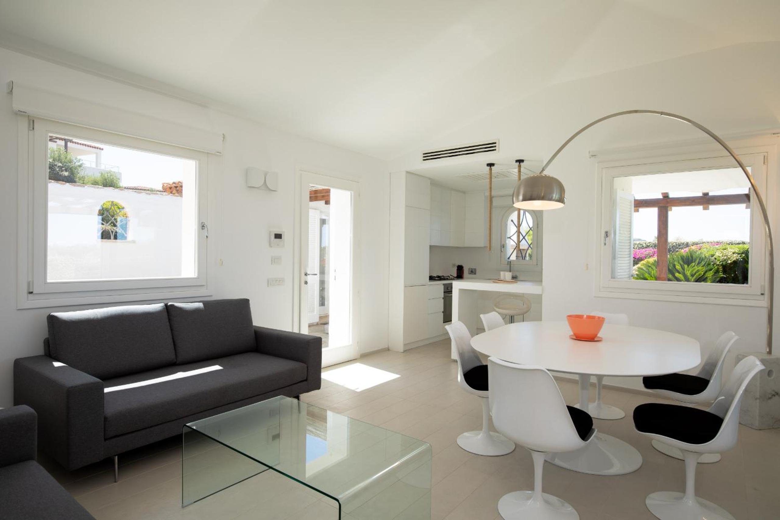 Villa photo 1