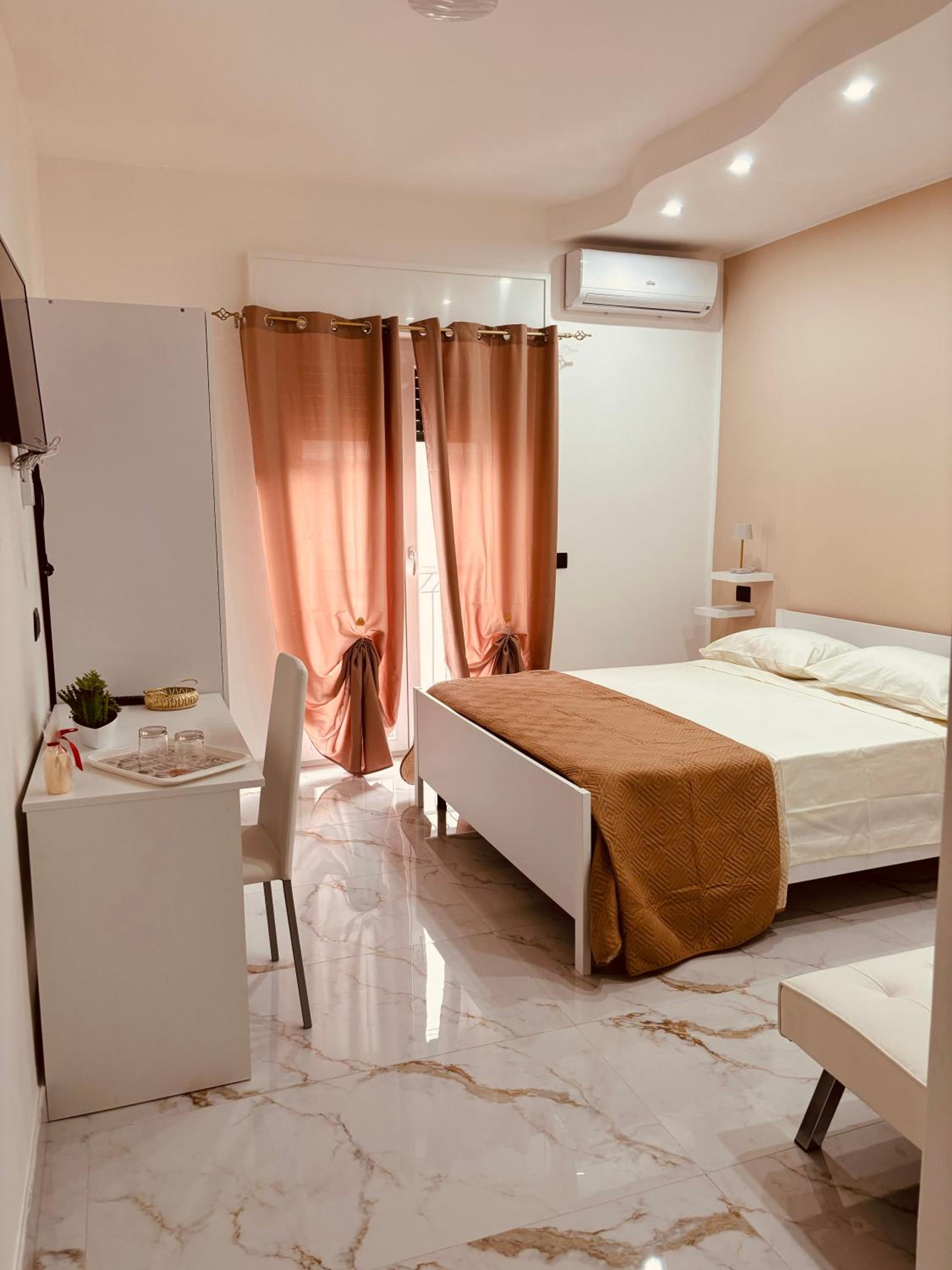 Deluxe Triple Room with Sea View