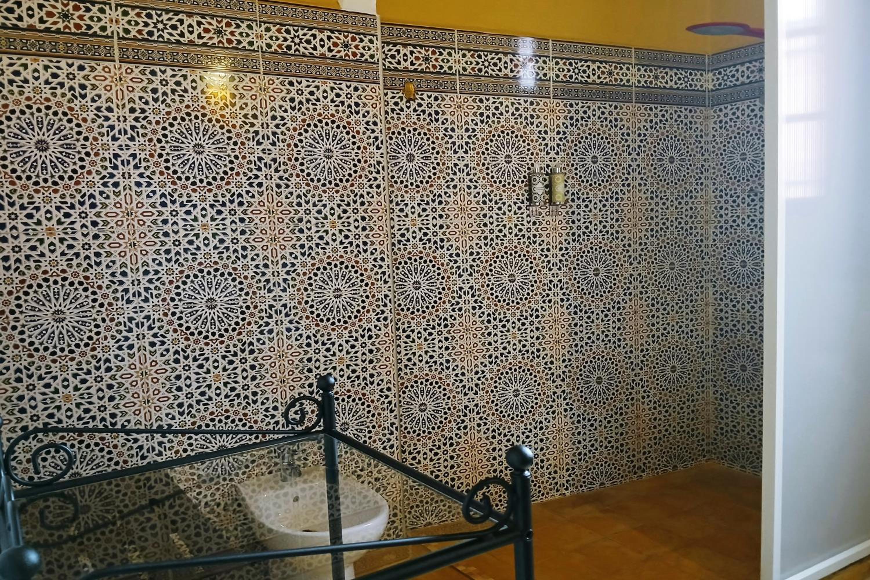 Al Mansour Suite photo 2