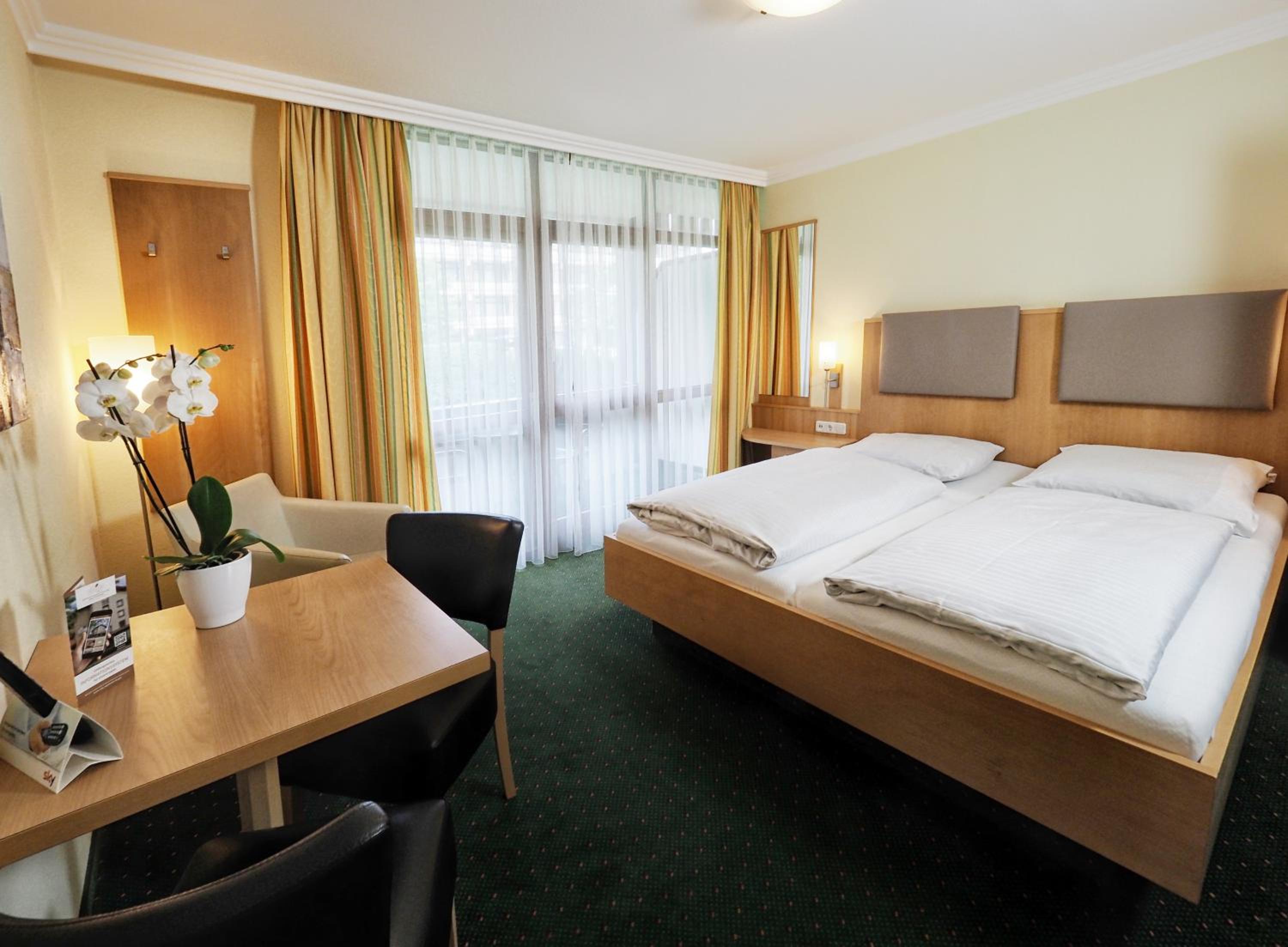 Apartment (2 Adults)