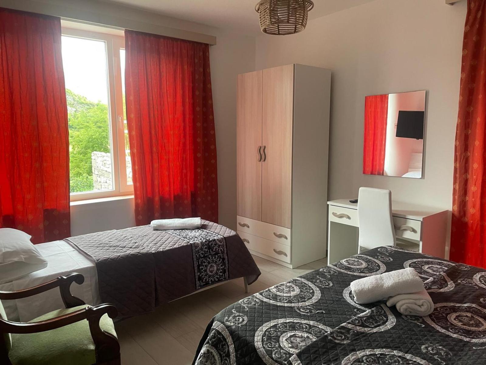 Triple Room with Garden View photo 2