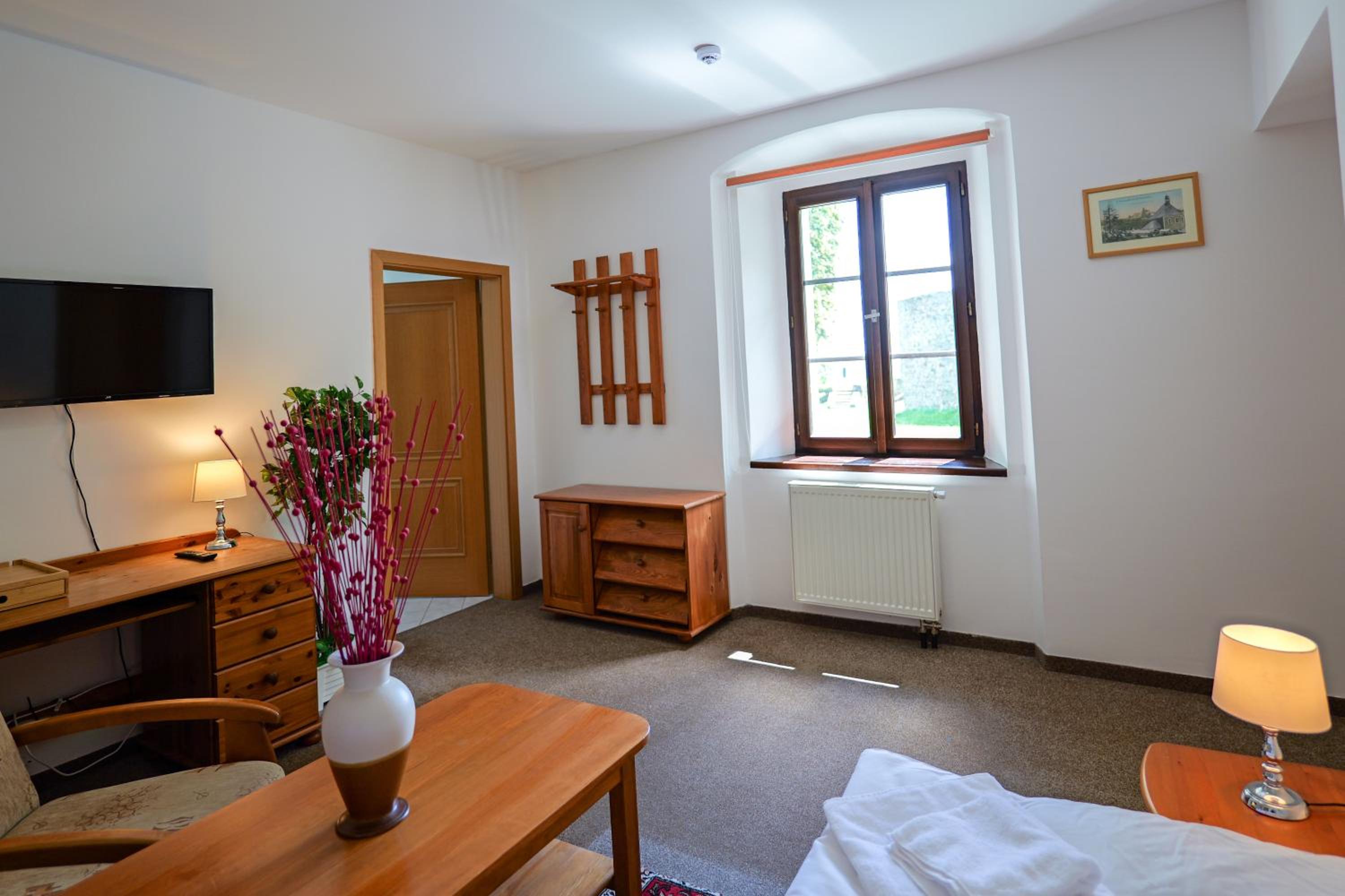 Single Room with Garden View photo 2