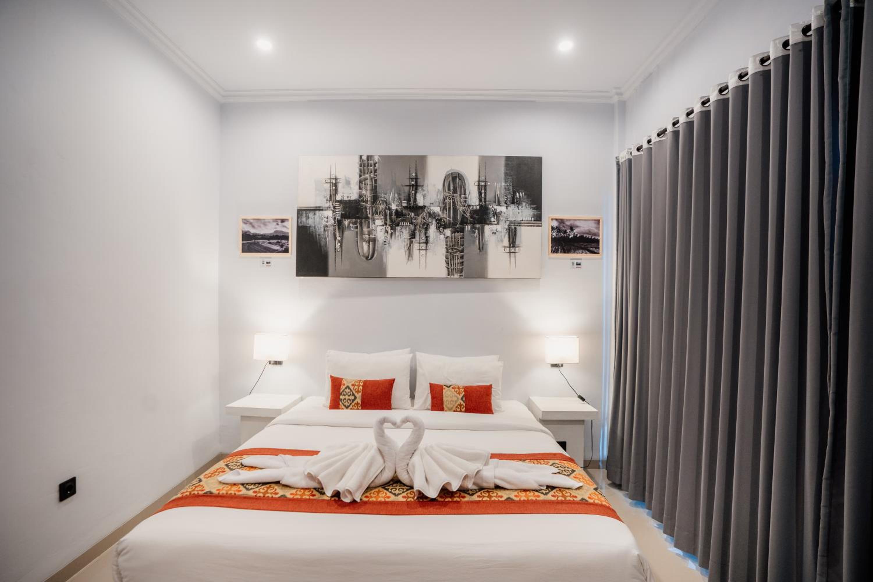 Deluxe Double Room - Photo 14