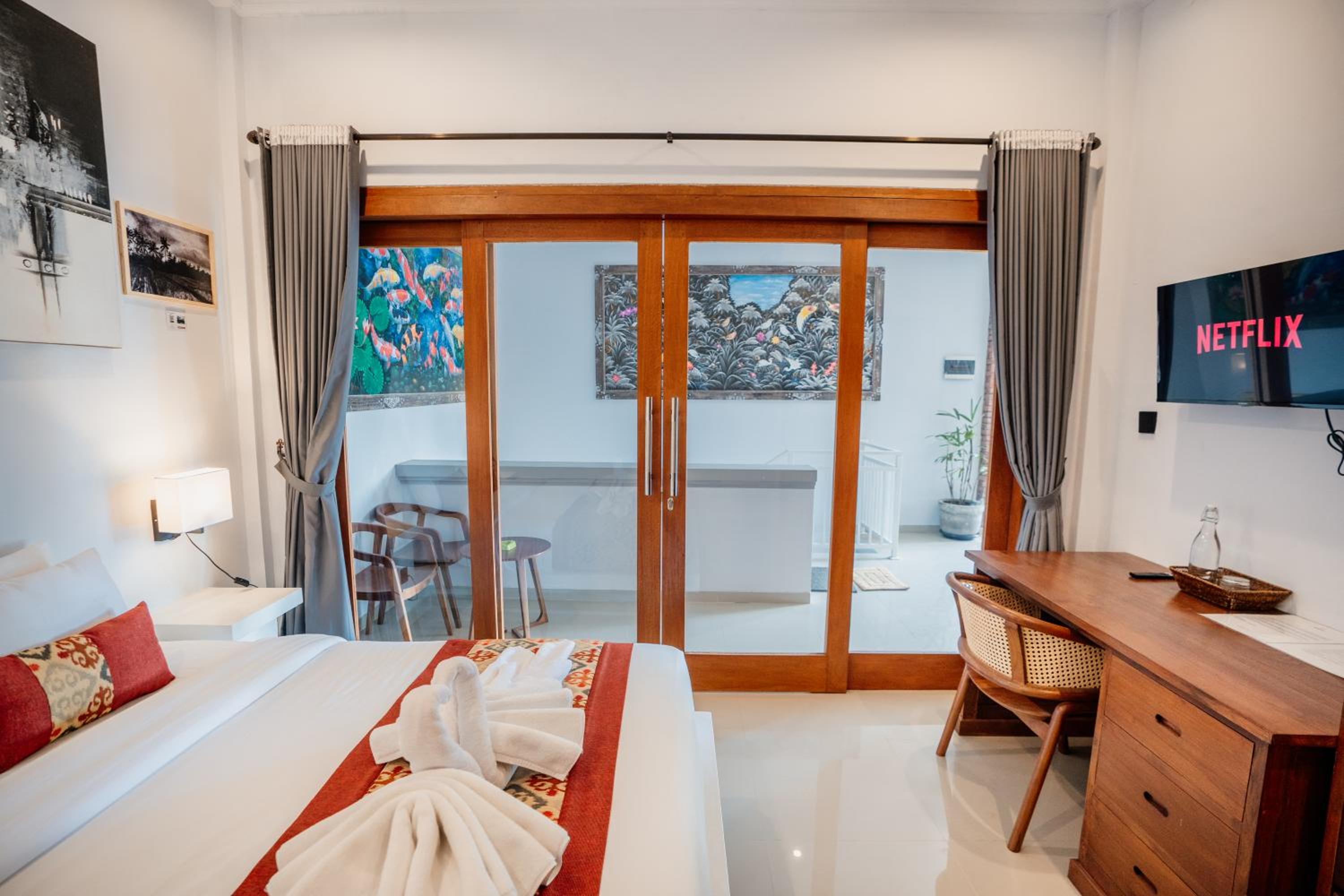 Deluxe Double Room - Photo 10