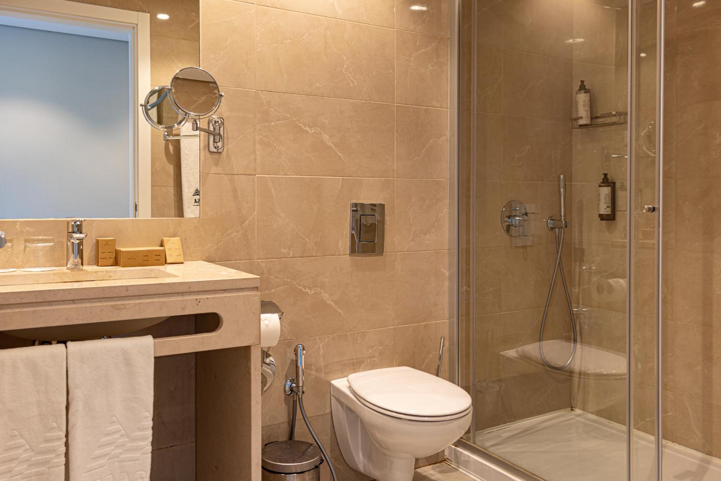 Superior Double or Twin Room - Photo 6