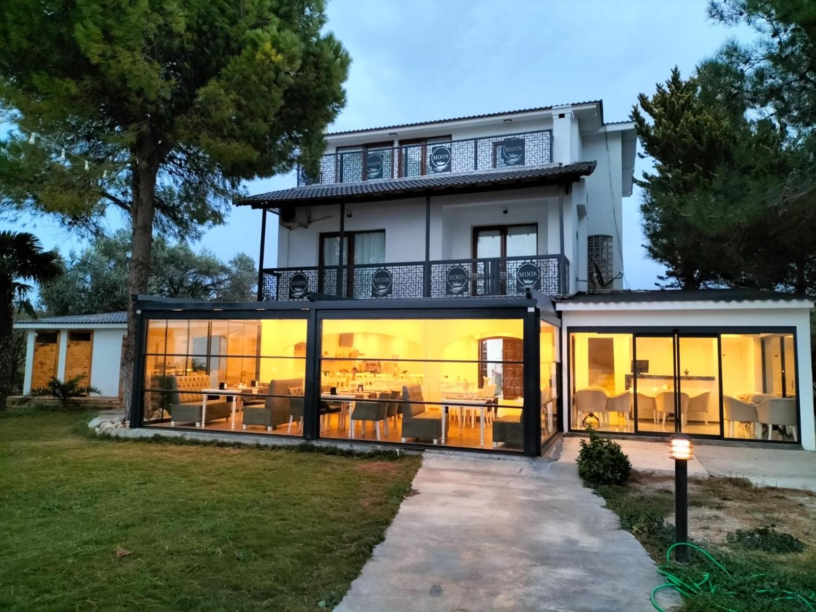 Deluxe Villa photo 3