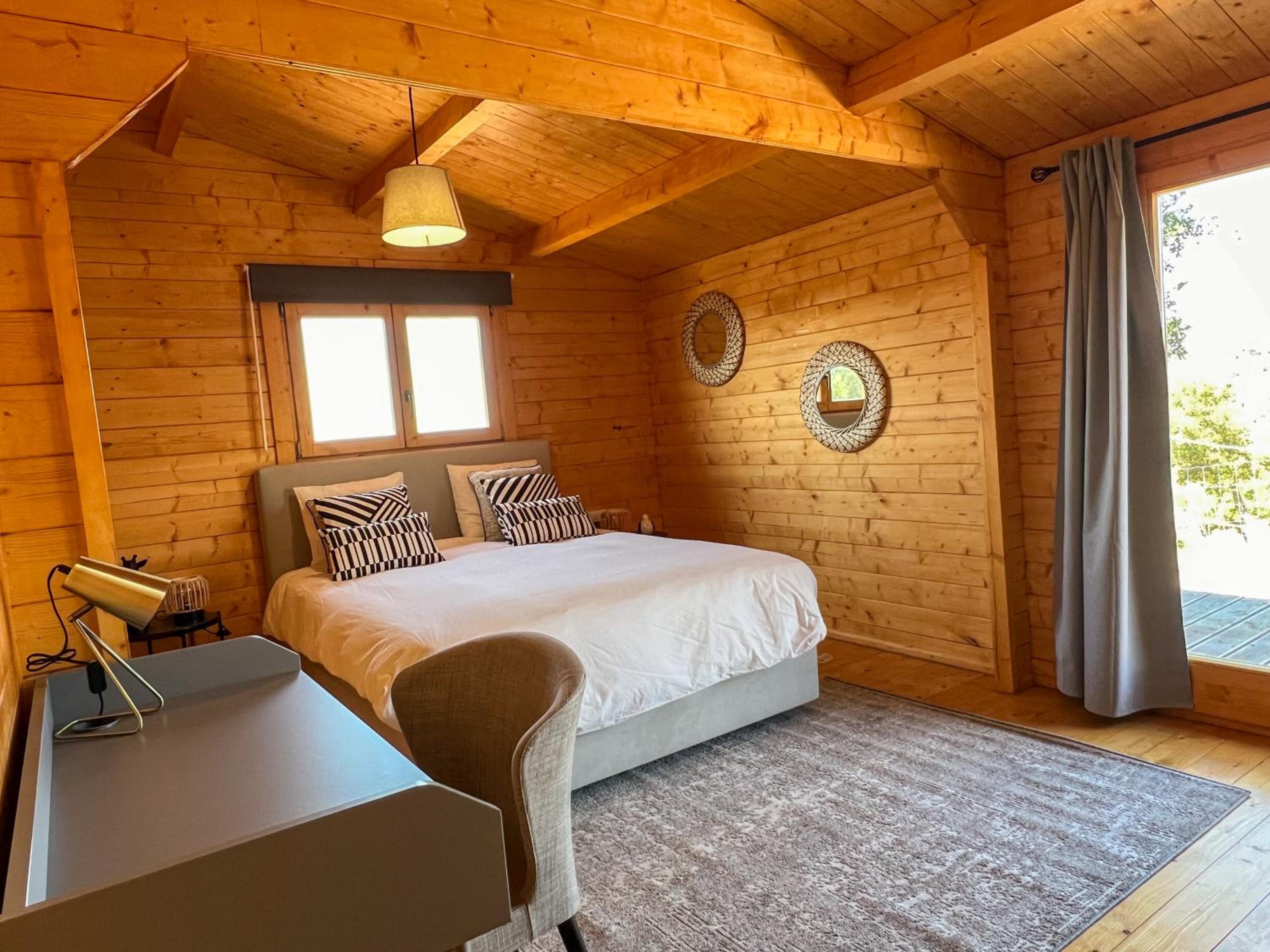 One-Bedroom House photo 1