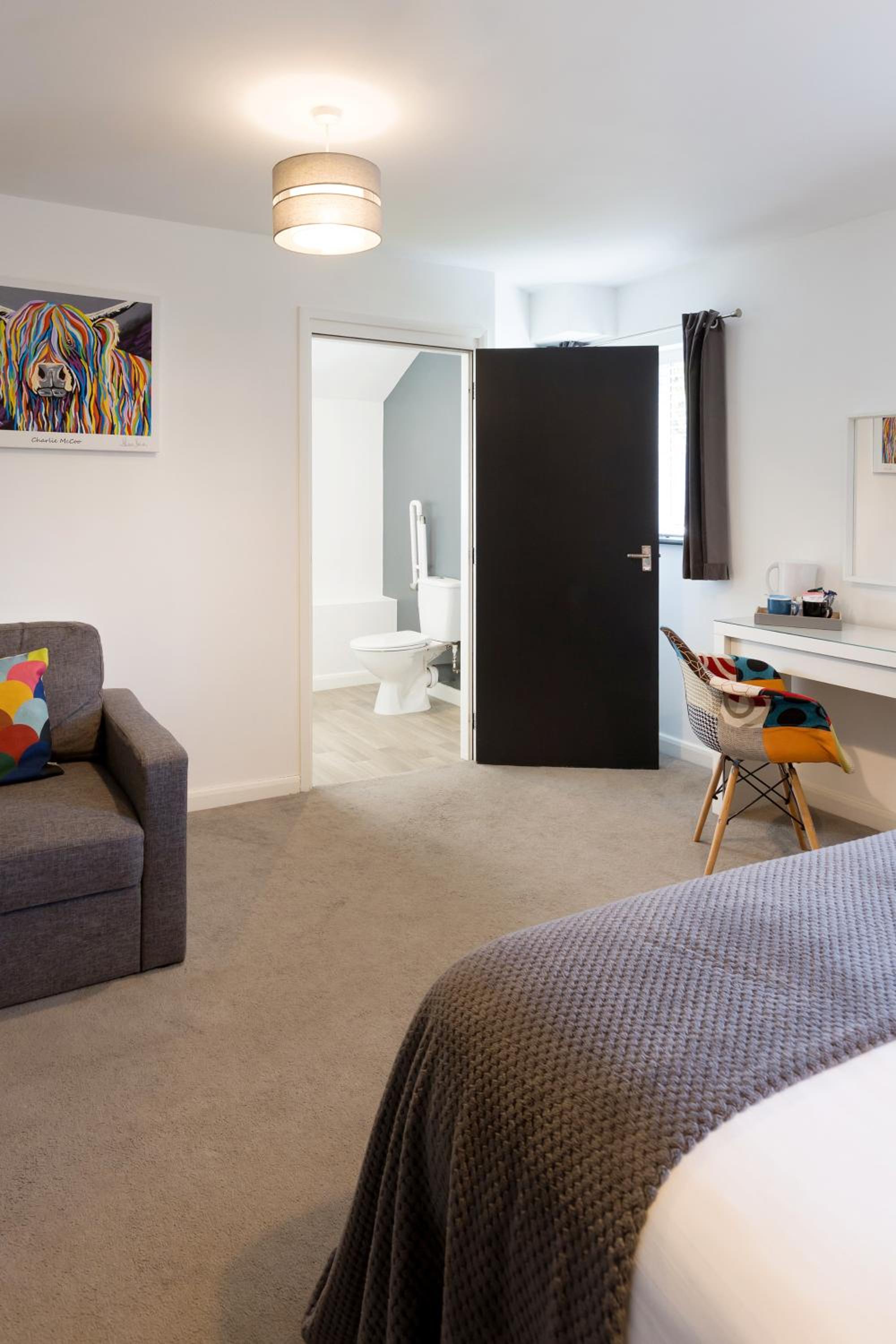 Deluxe Family Room with Sofa Bed - Photo 9