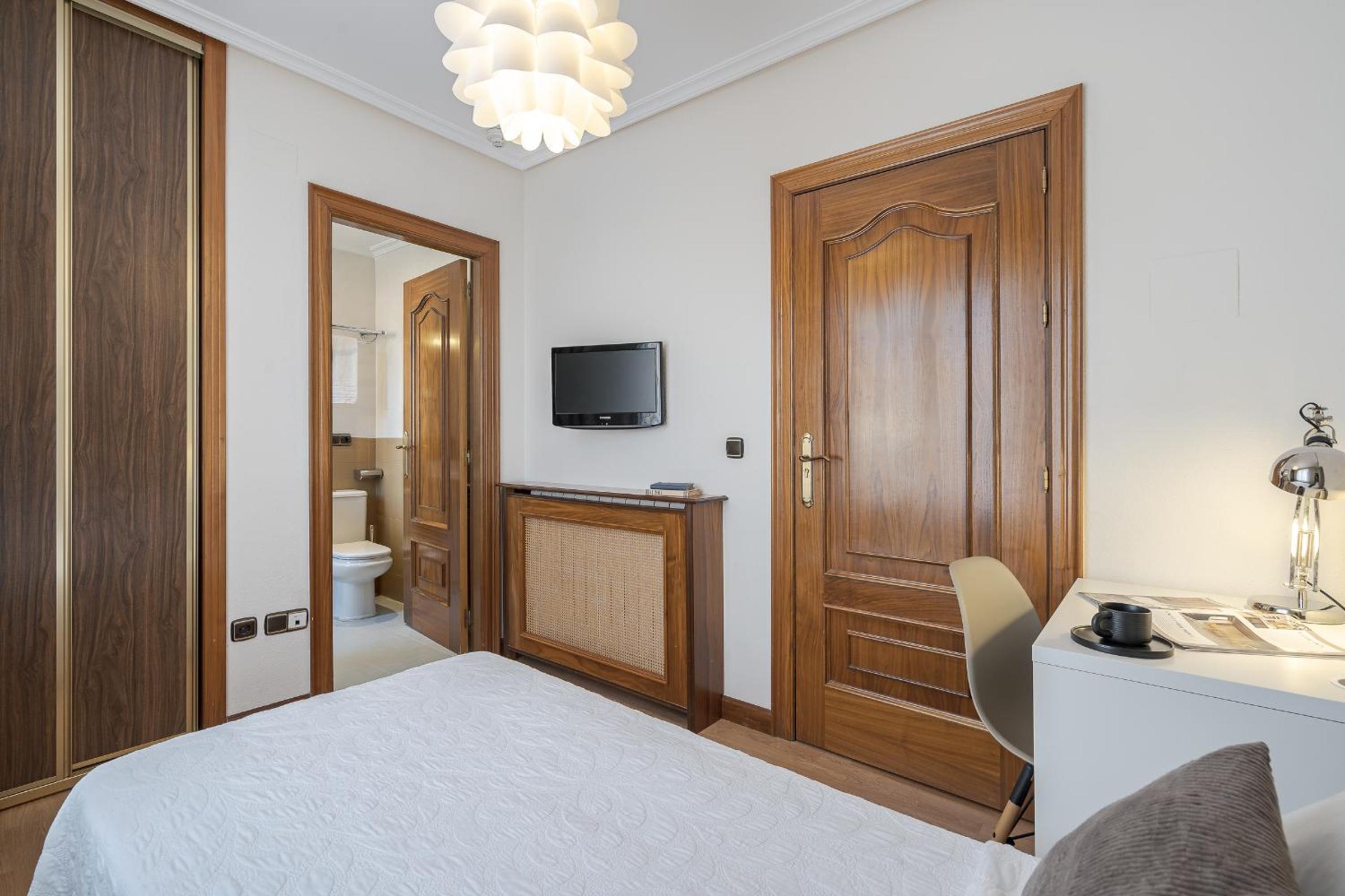 Single Room photo 3