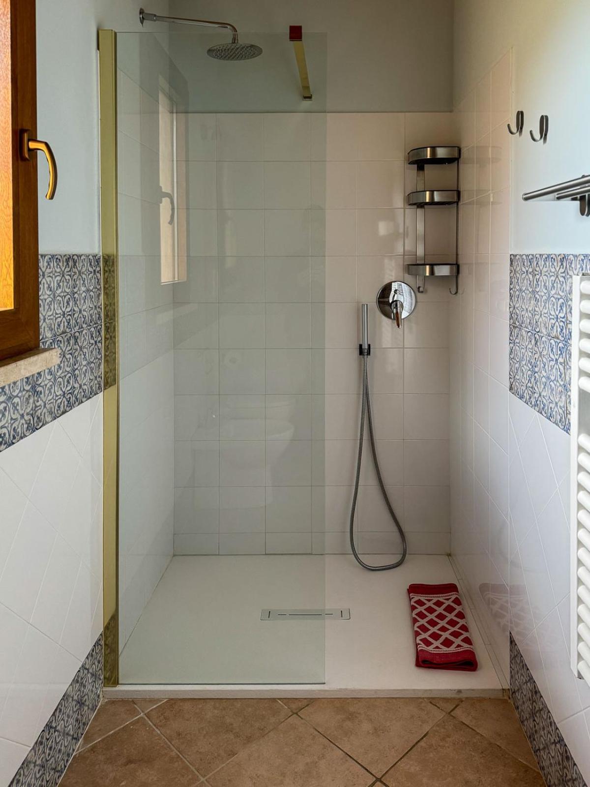 Studio With Spa Bath photo 3