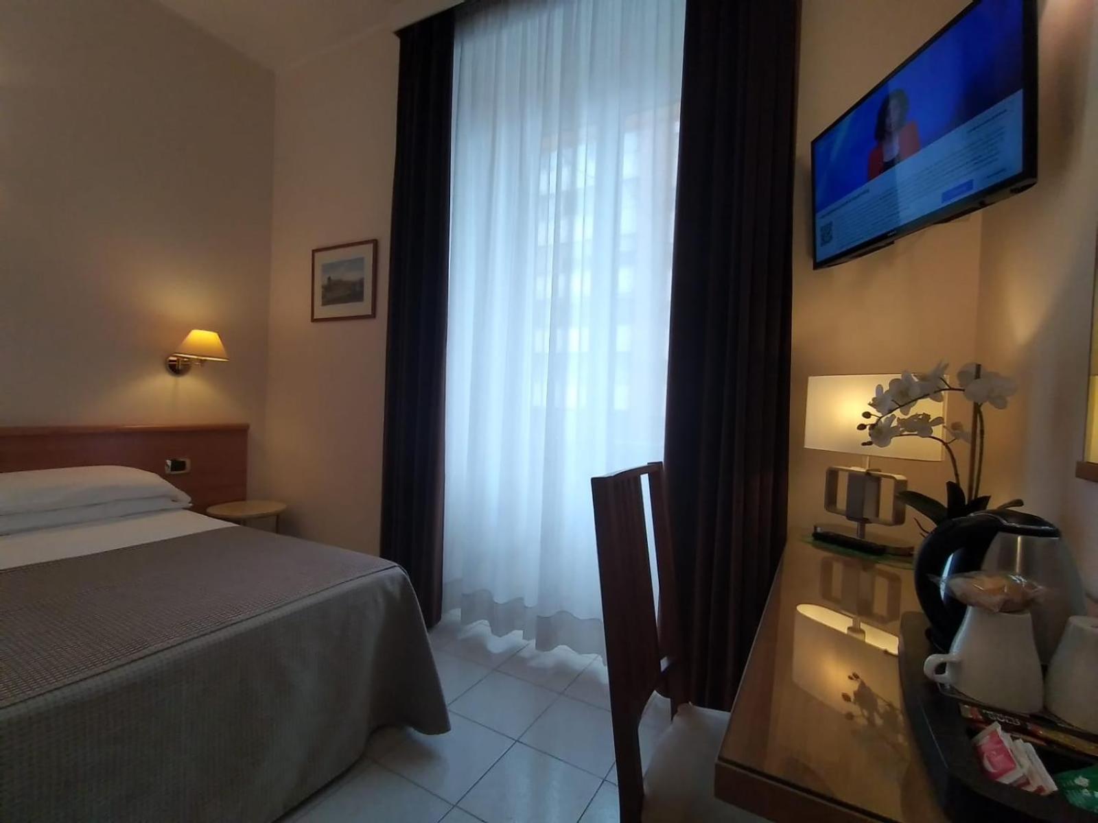Double or Twin Room photo 1