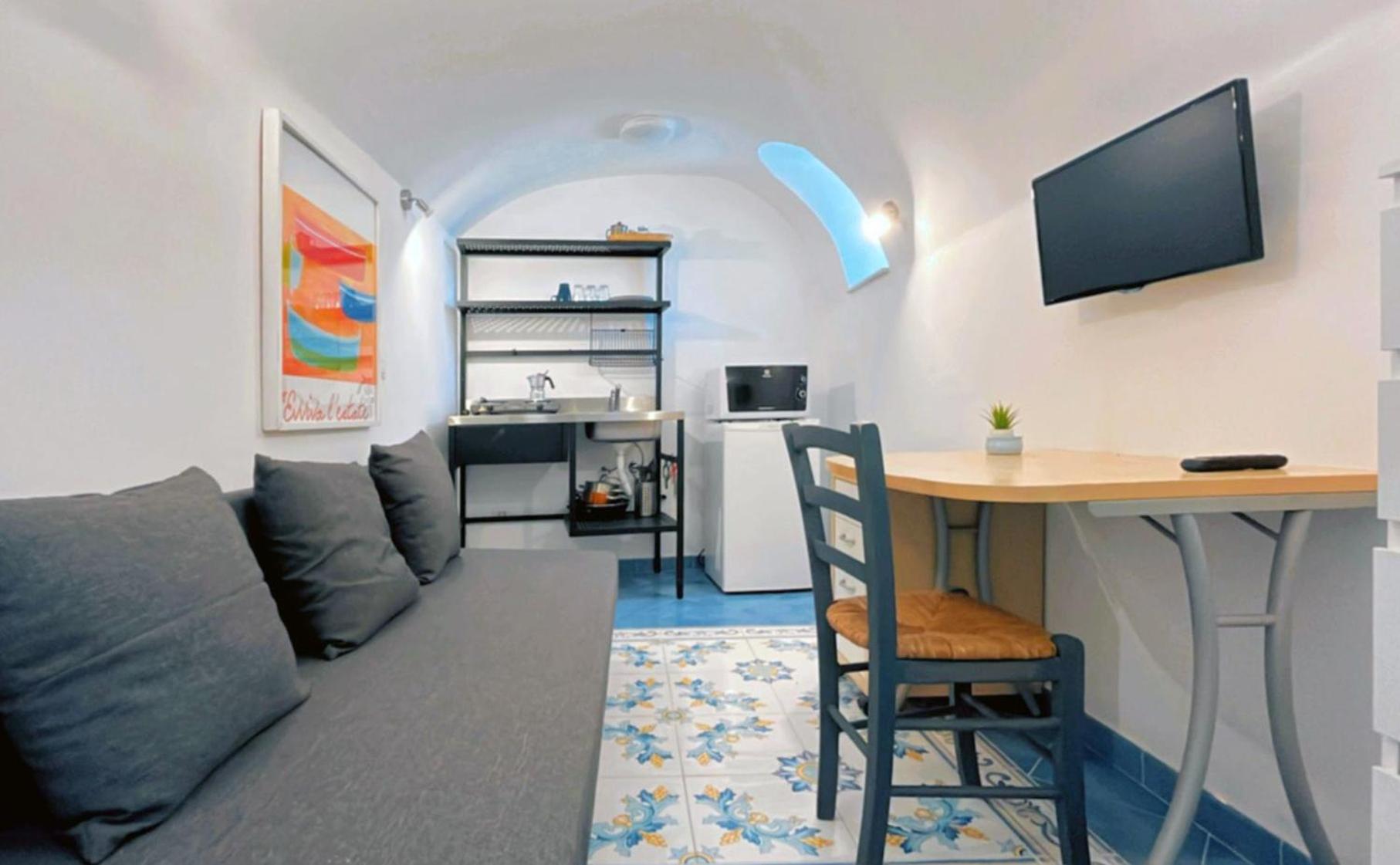 Studio with Sofa Bed