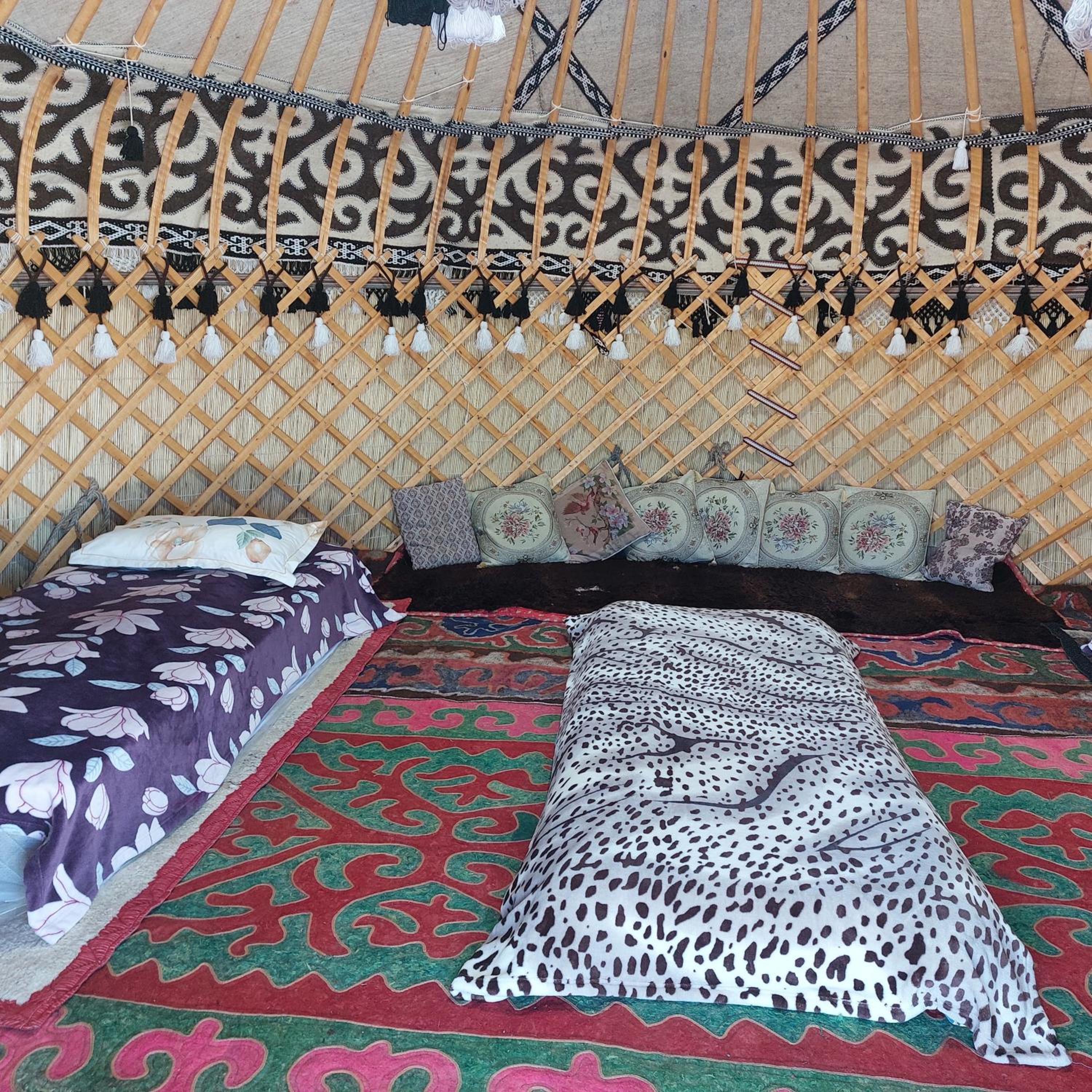 Twin Room with Lake View photo 3