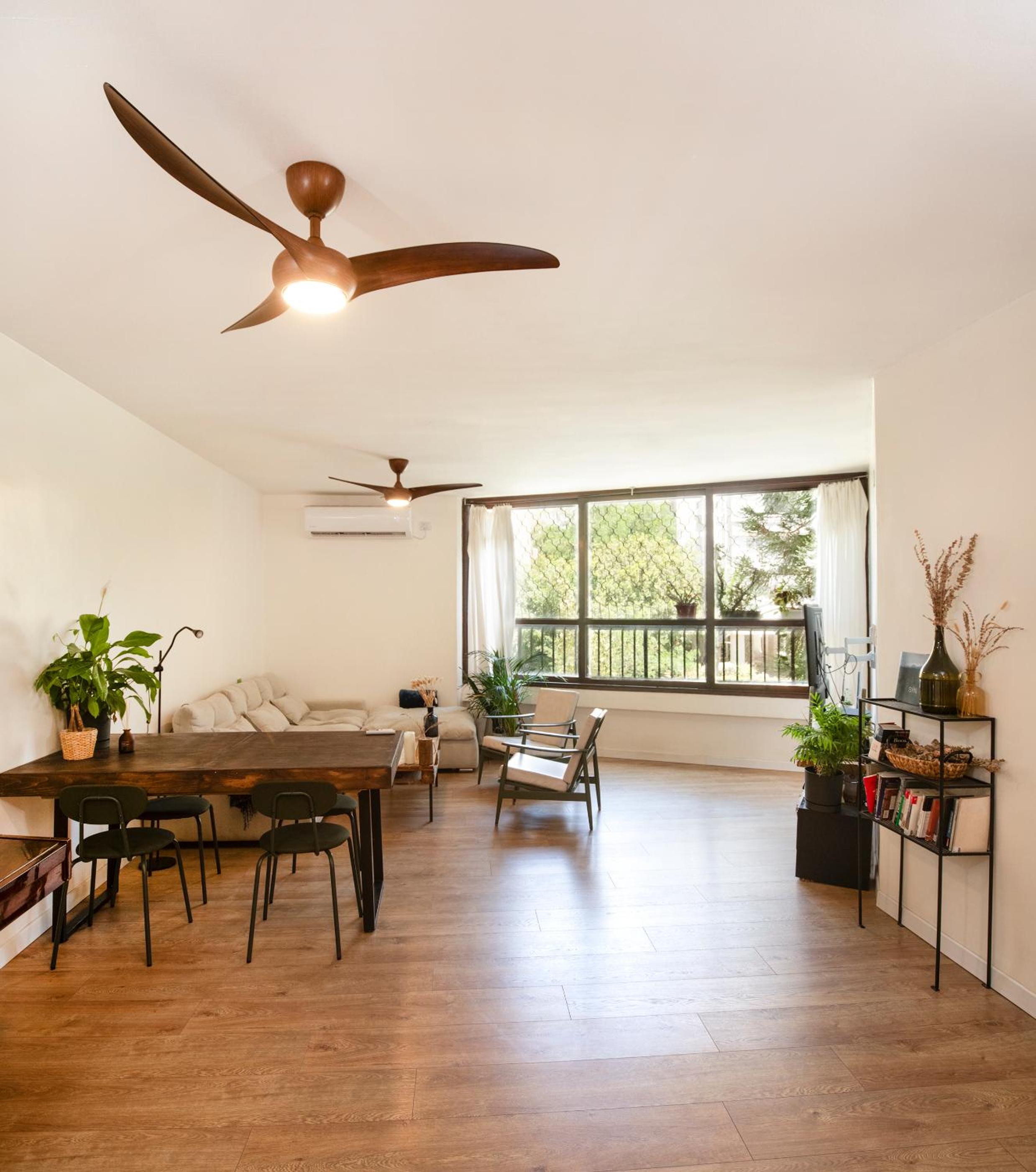 Three-Bedroom Apartment photo 1