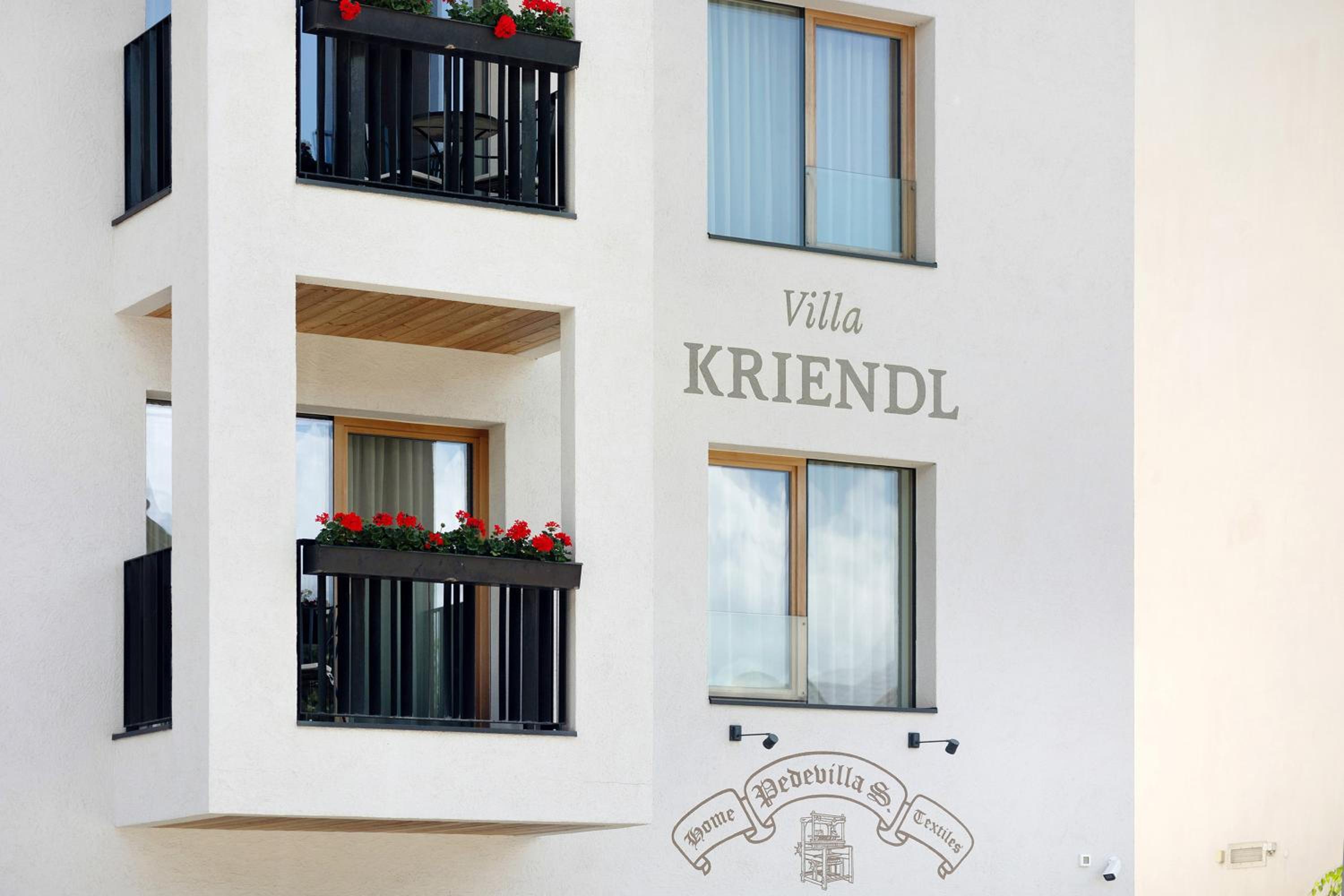 Superior One-Bedroom Apartment with Balcony photo 2